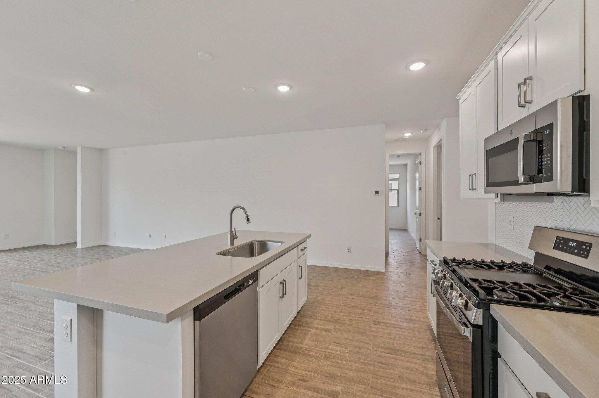 4328 E BROOK LYNN Place