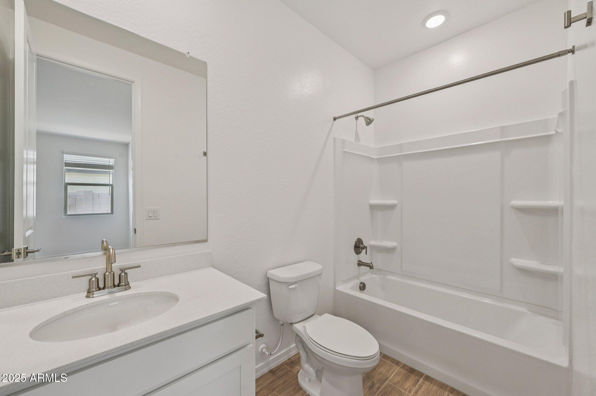 4328 E BROOK LYNN Place