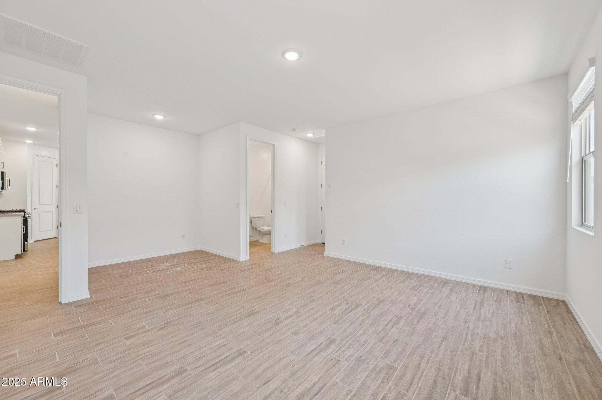 4328 E BROOK LYNN Place