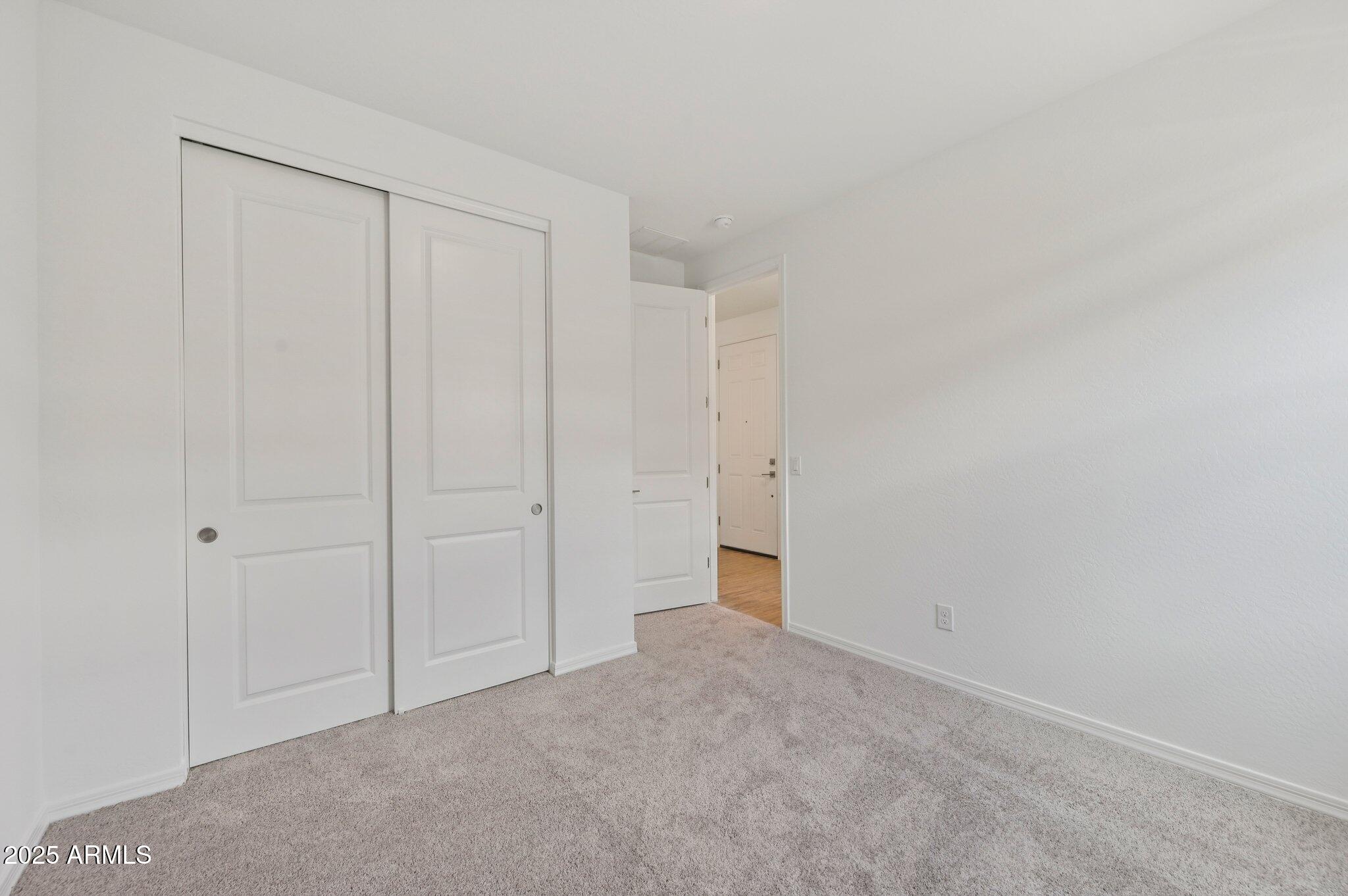 4328 E BROOK LYNN Place