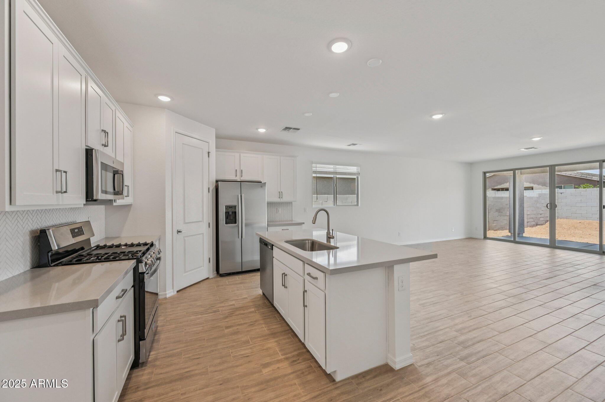 4328 E BROOK LYNN Place