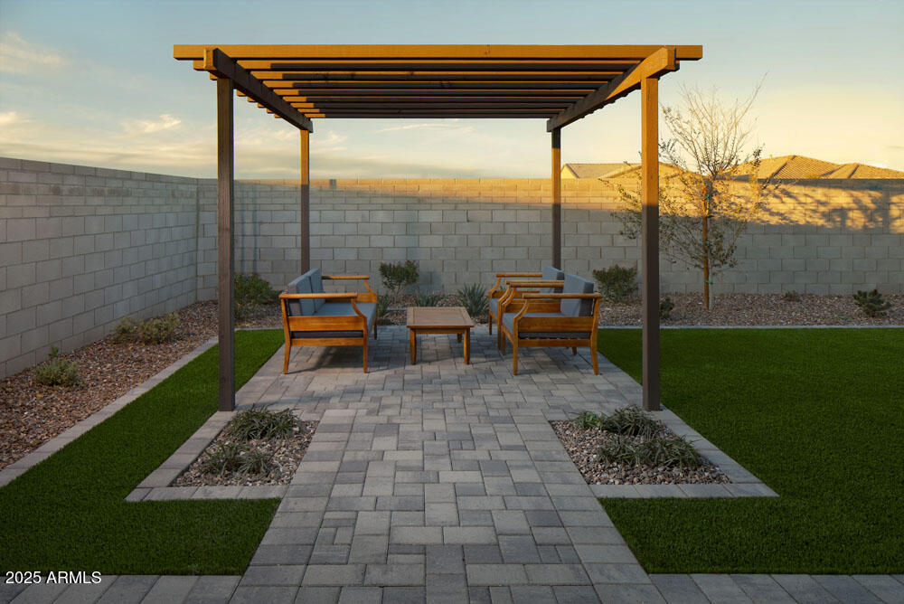 3310 E VALLEYHIGH Trail