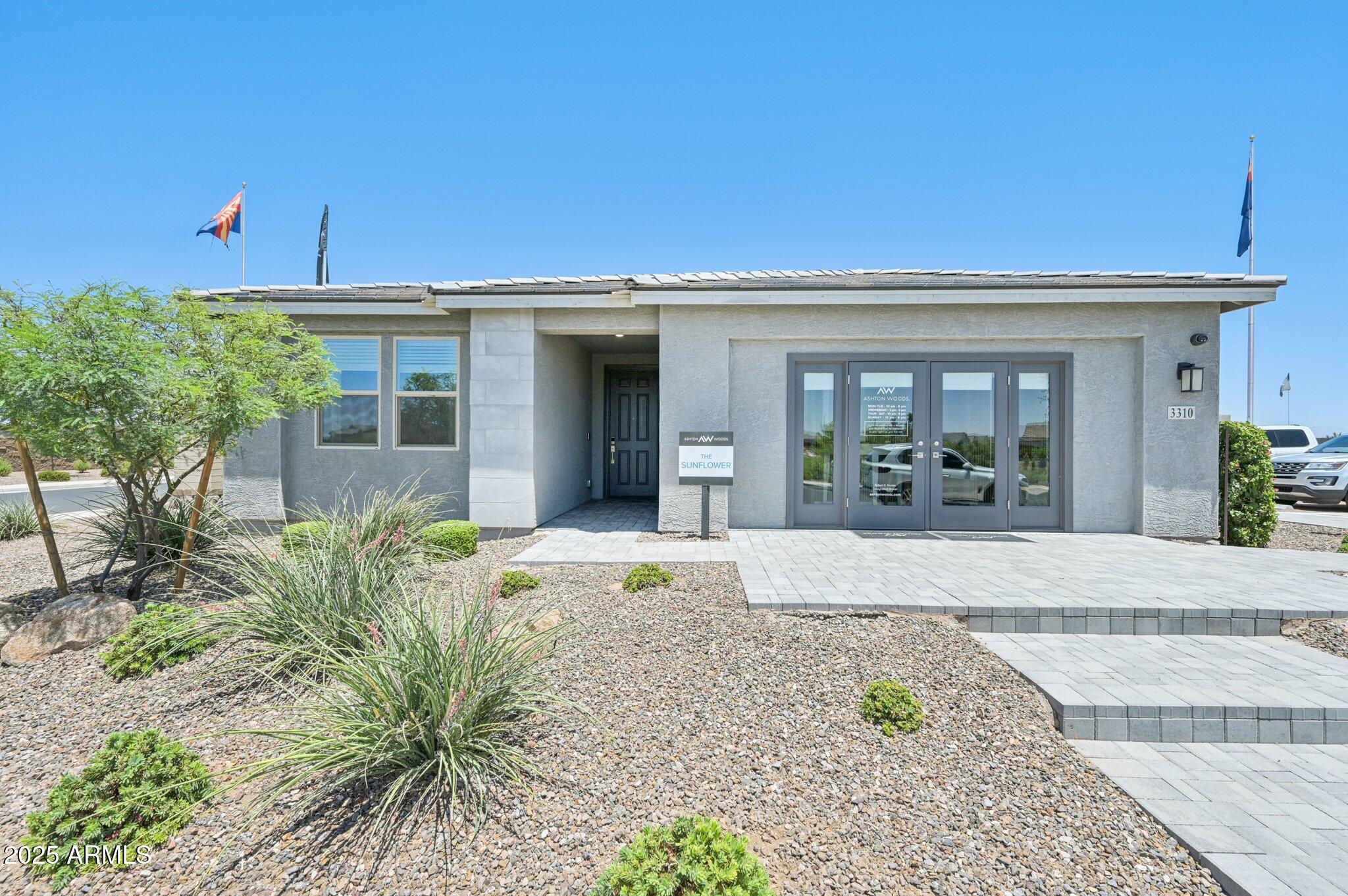 3310 E VALLEYHIGH Trail