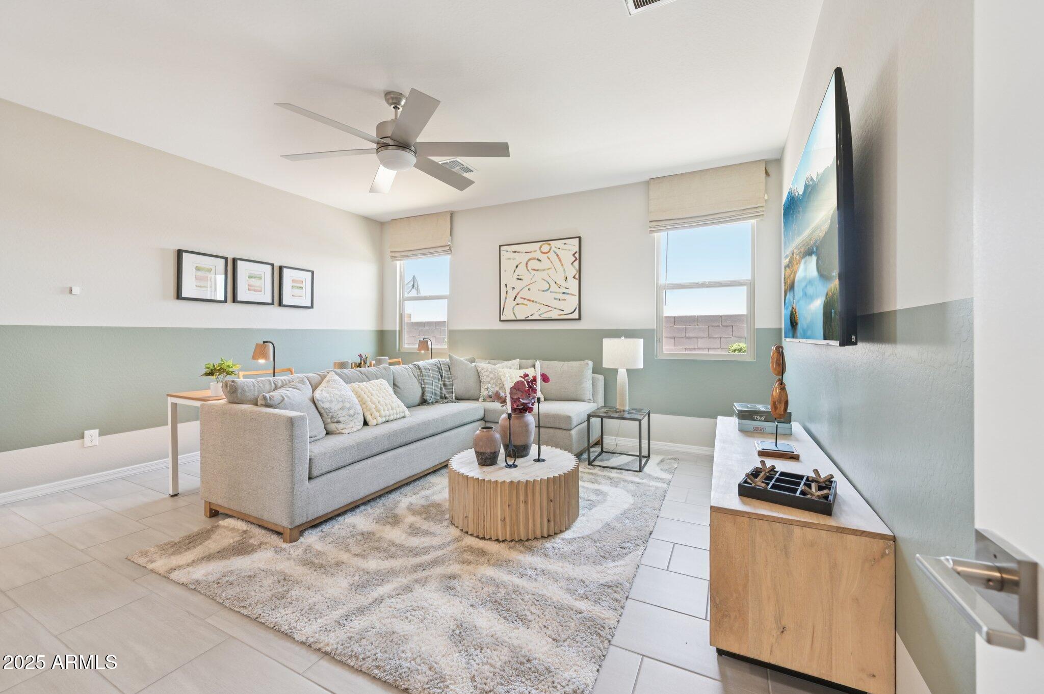 3310 E VALLEYHIGH Trail