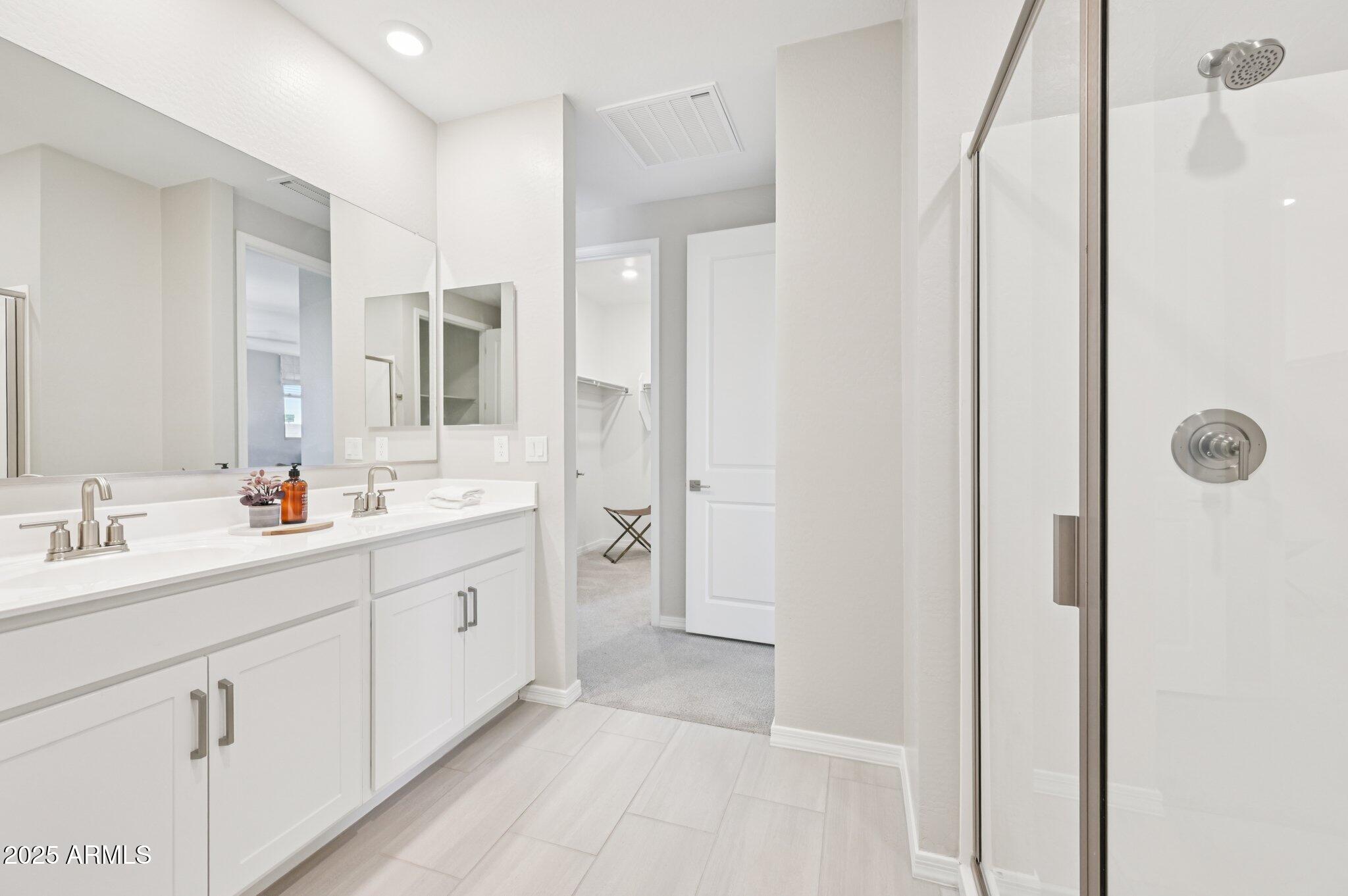 3310 E VALLEYHIGH Trail