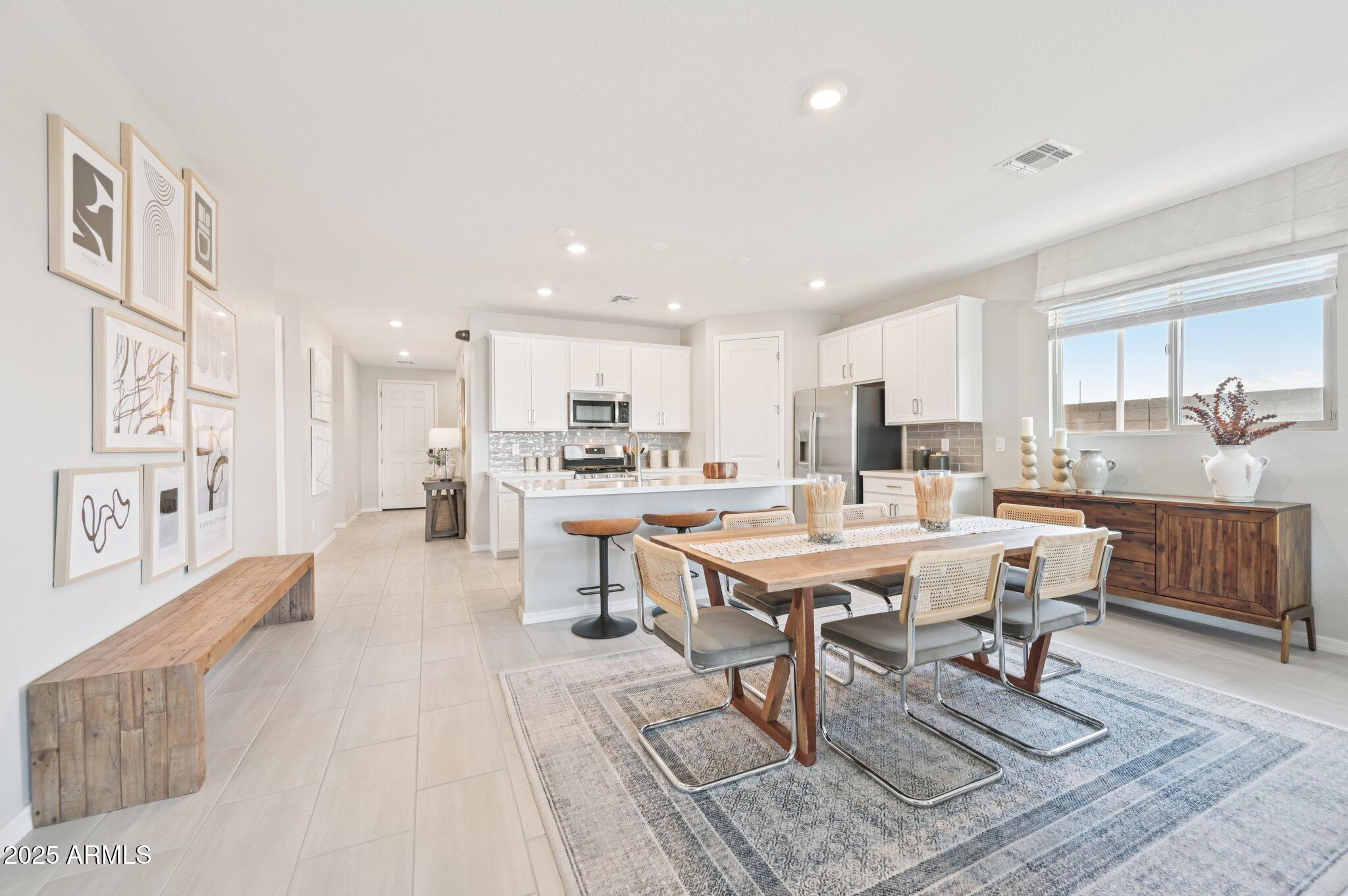 3310 E VALLEYHIGH Trail