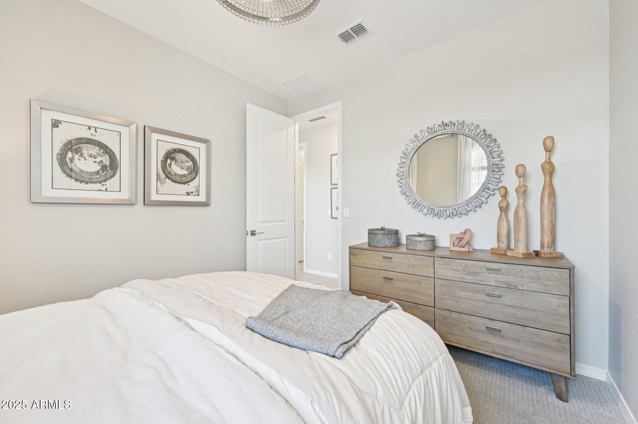 3310 E VALLEYHIGH Trail