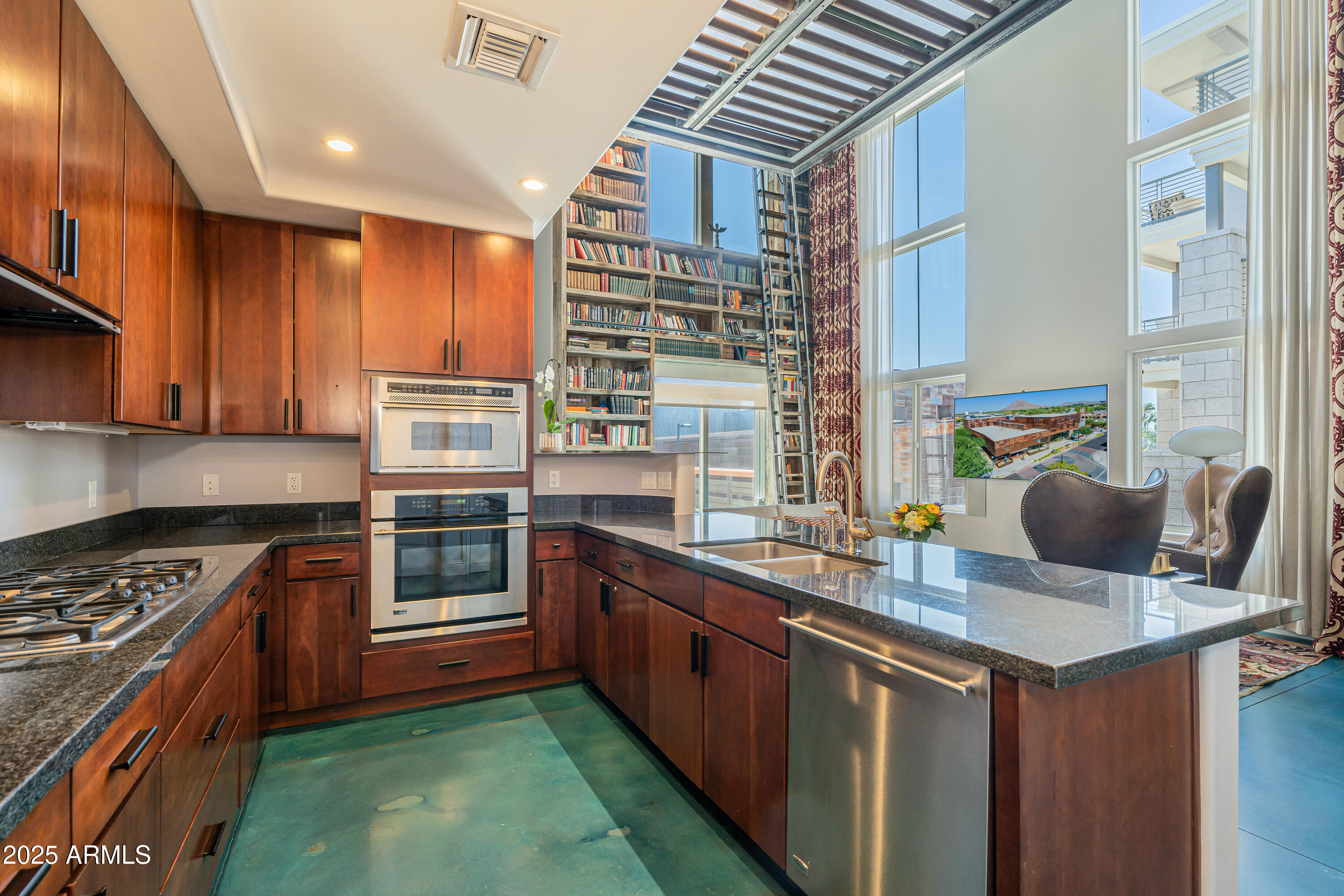 7033 E MAIN Street, A200