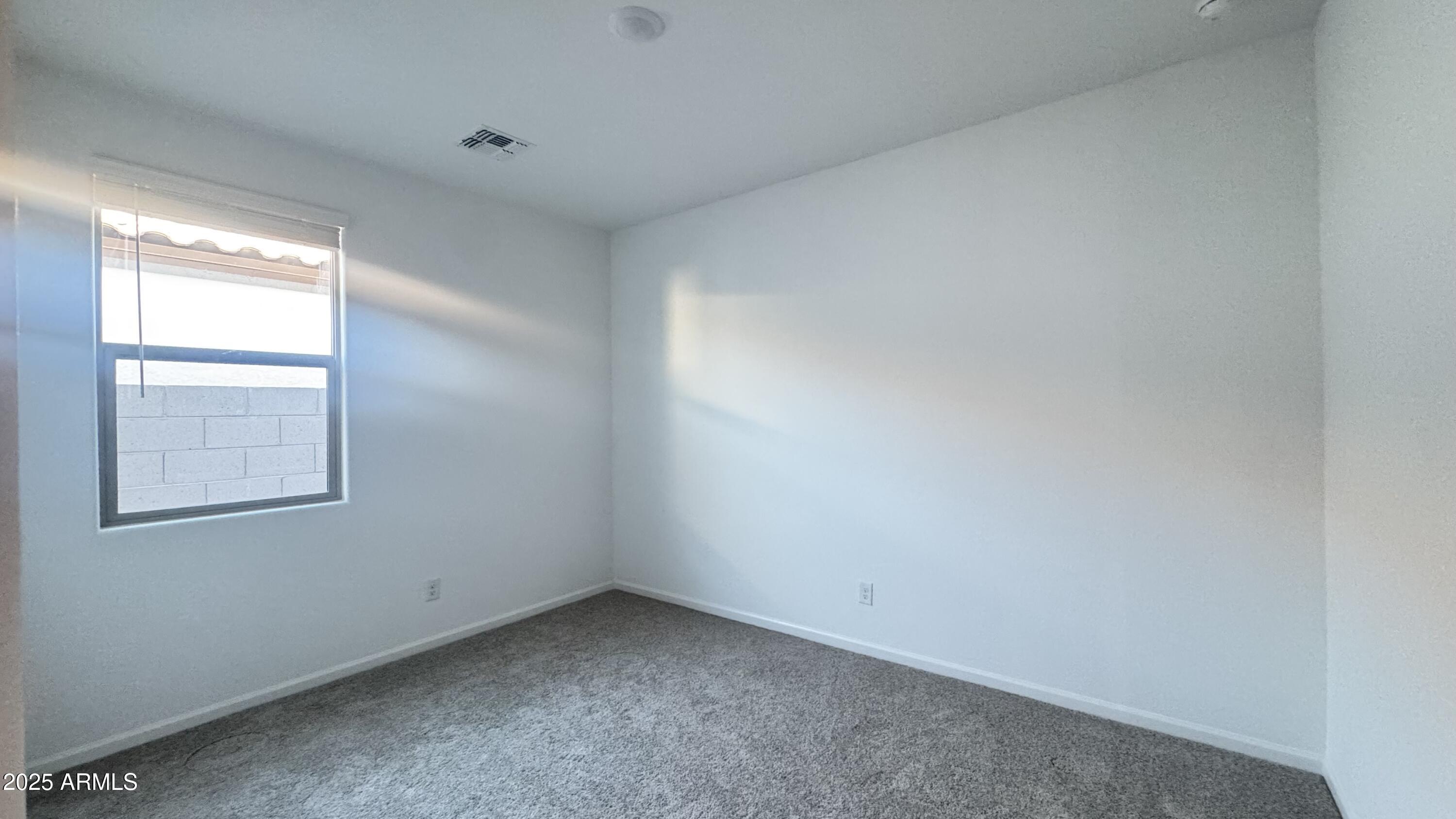 15789 W BERYL Avenue