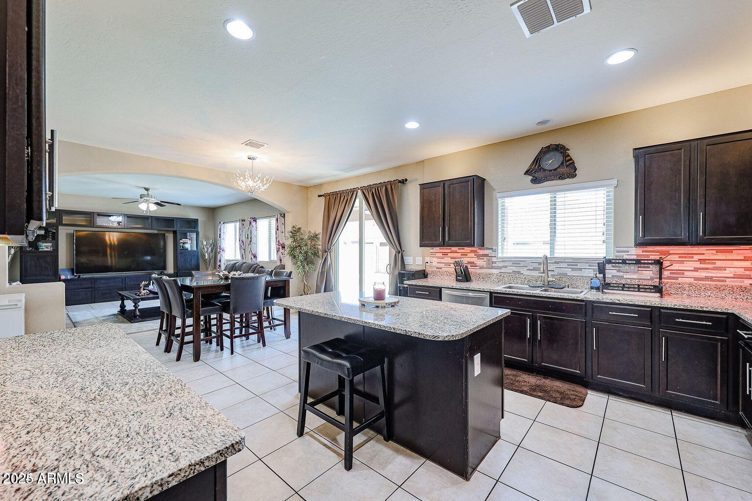 9337 W MEDLOCK Drive
