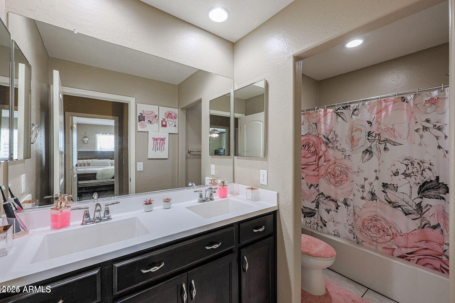 9337 W MEDLOCK Drive