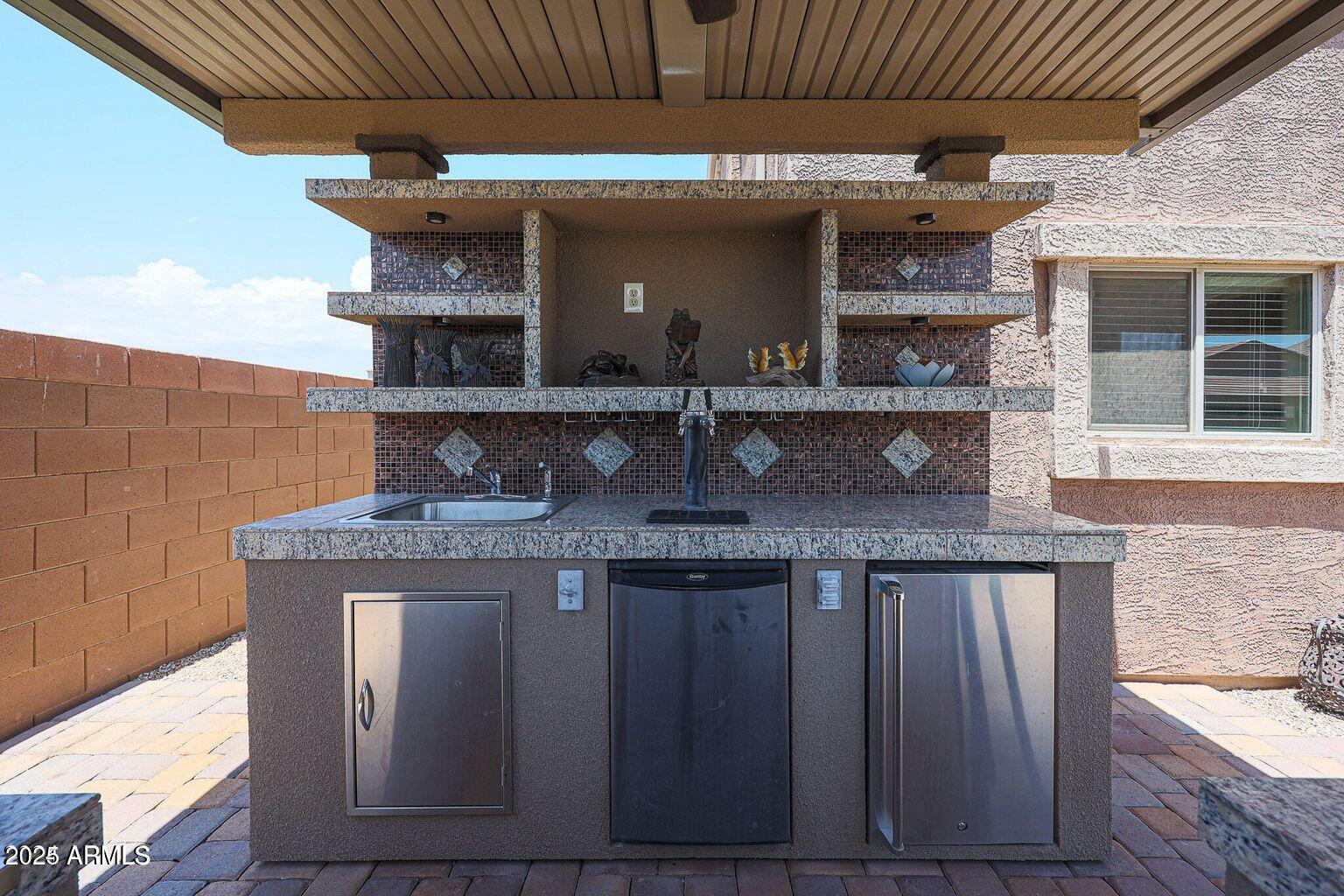 9337 W MEDLOCK Drive