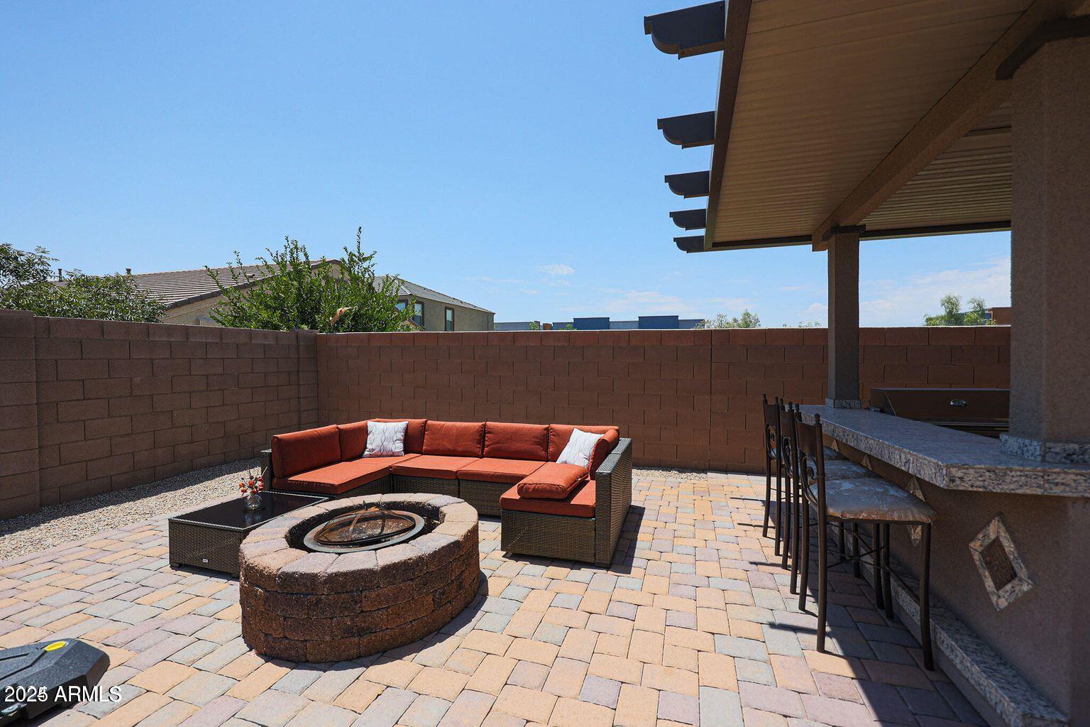 9337 W MEDLOCK Drive