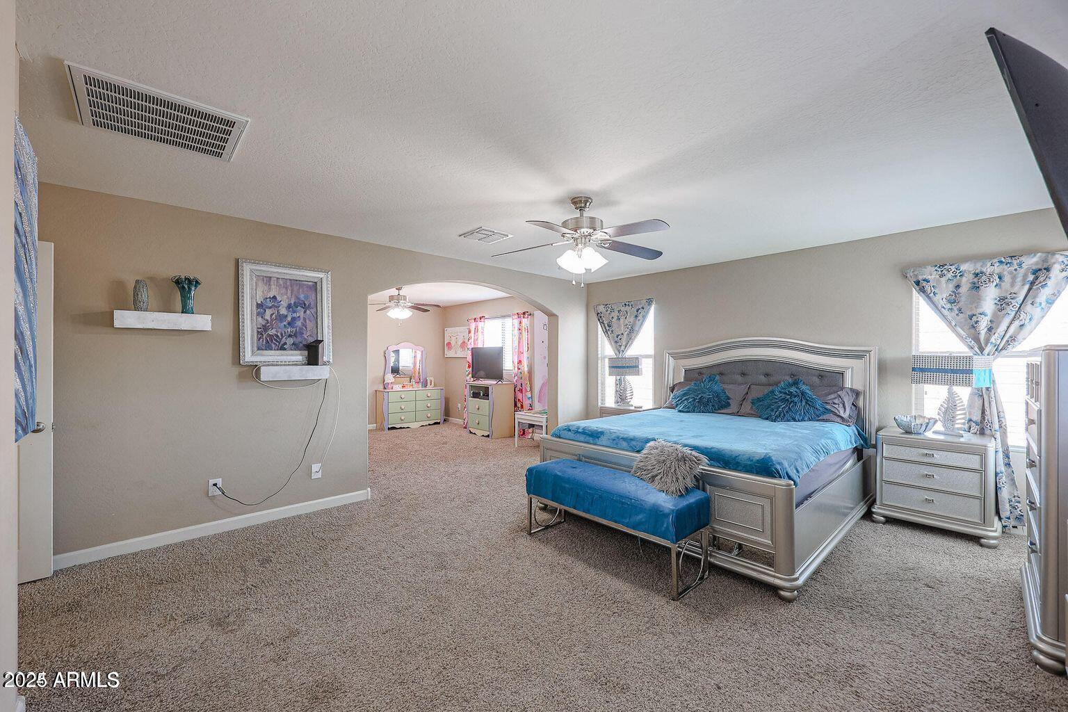 9337 W MEDLOCK Drive