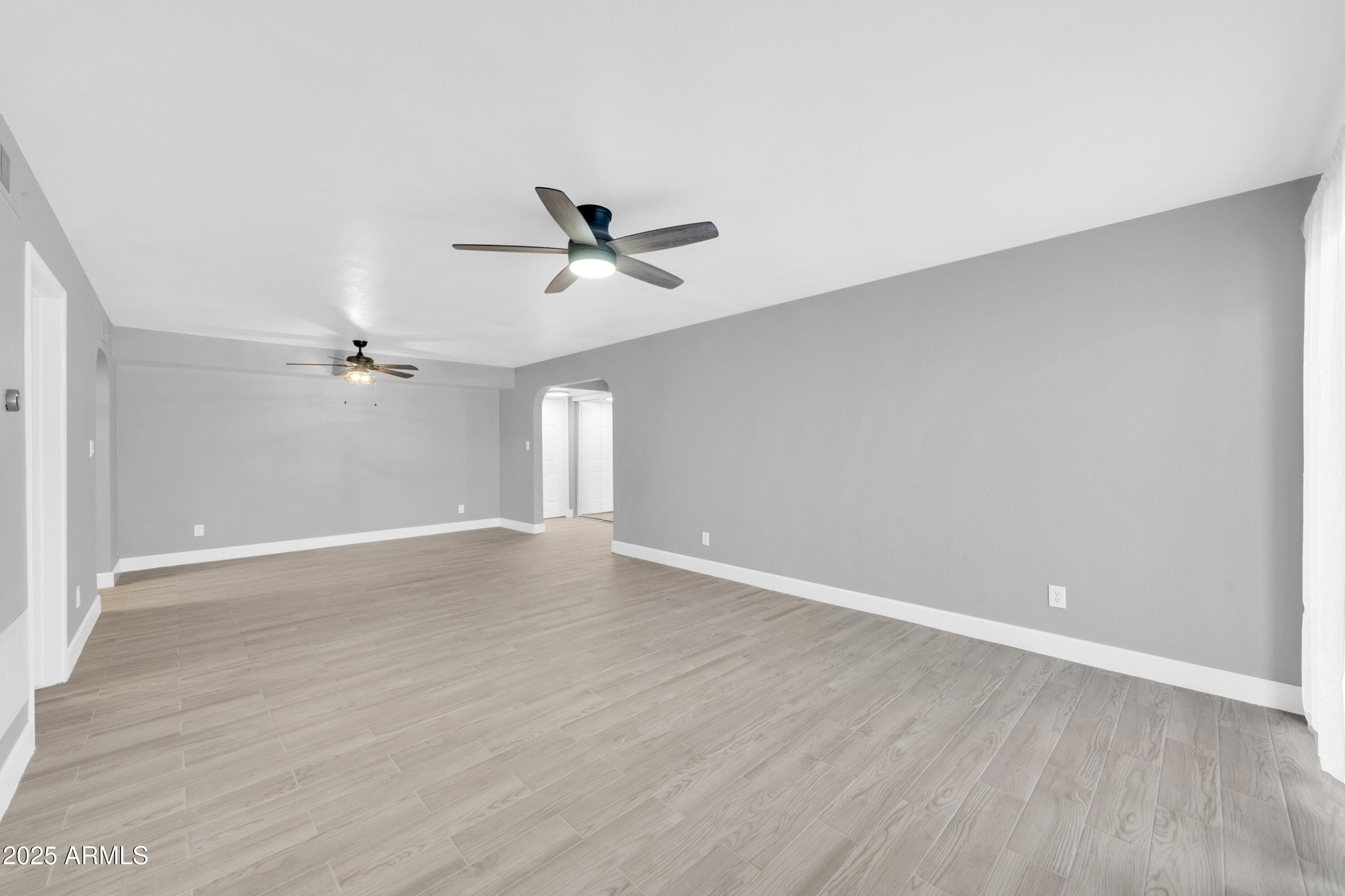 3825 E CAMELBACK Road, 182