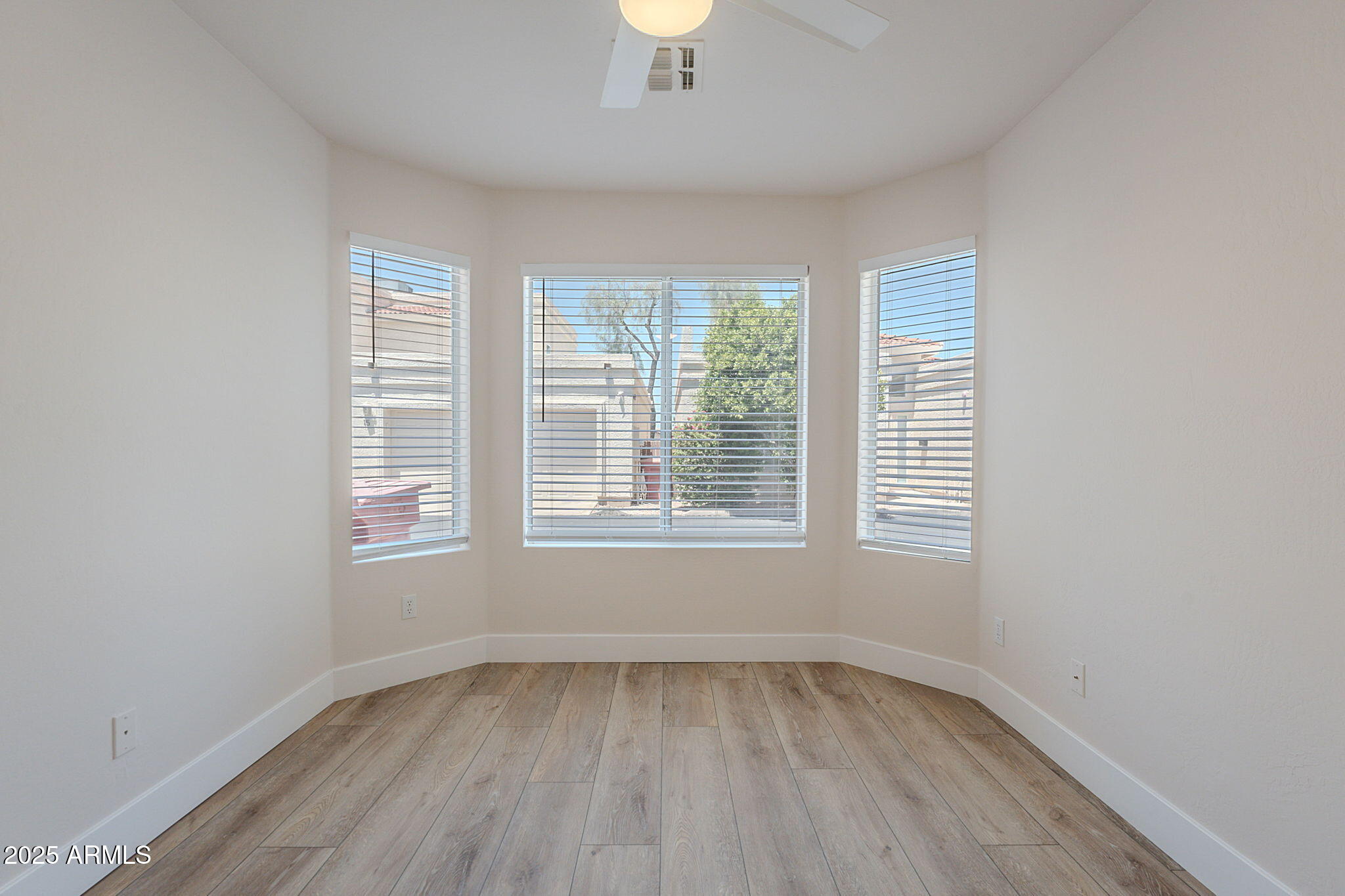 2647 N MILLER Road, 6