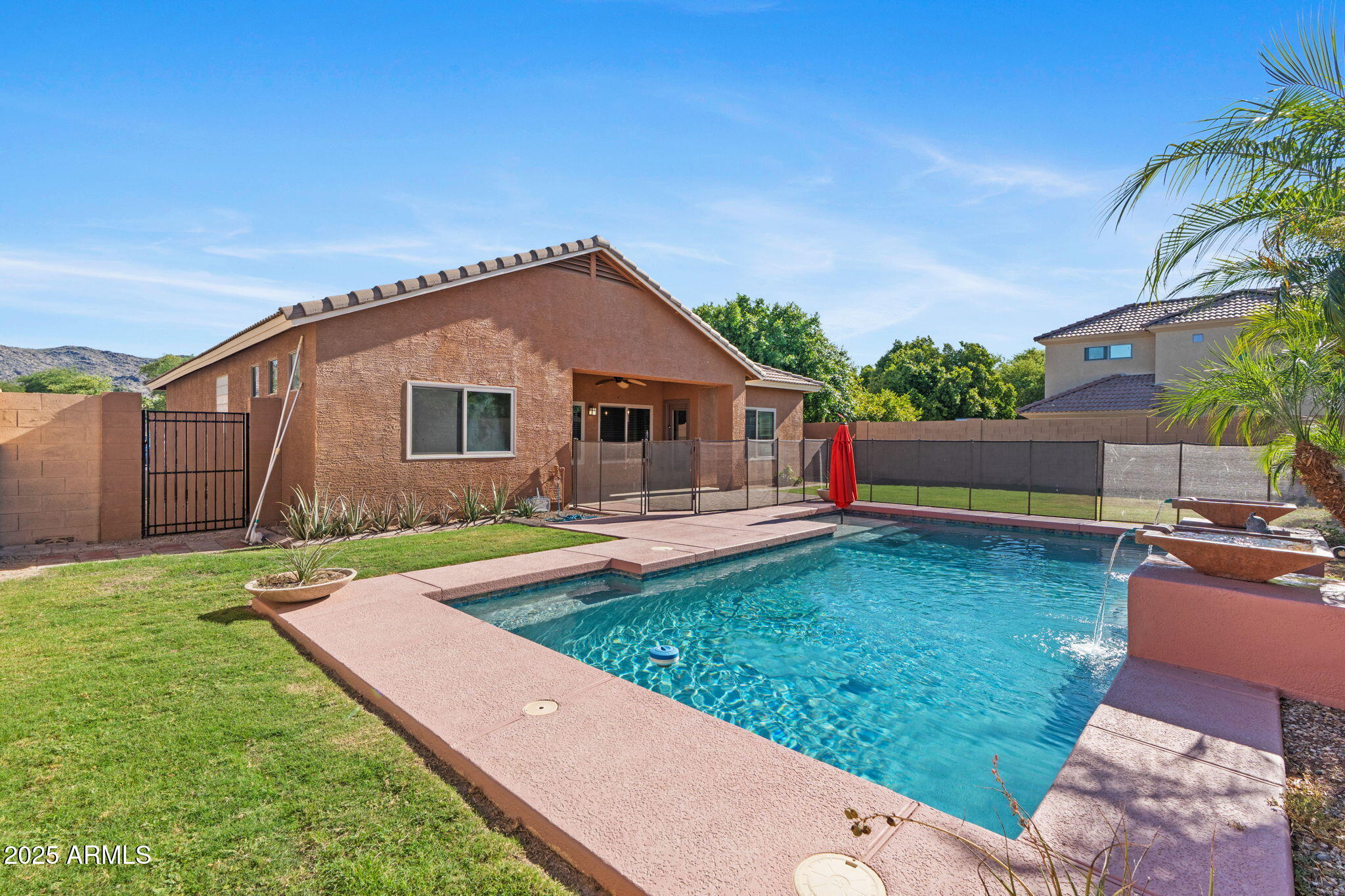 1506 E BRANHAM Lane