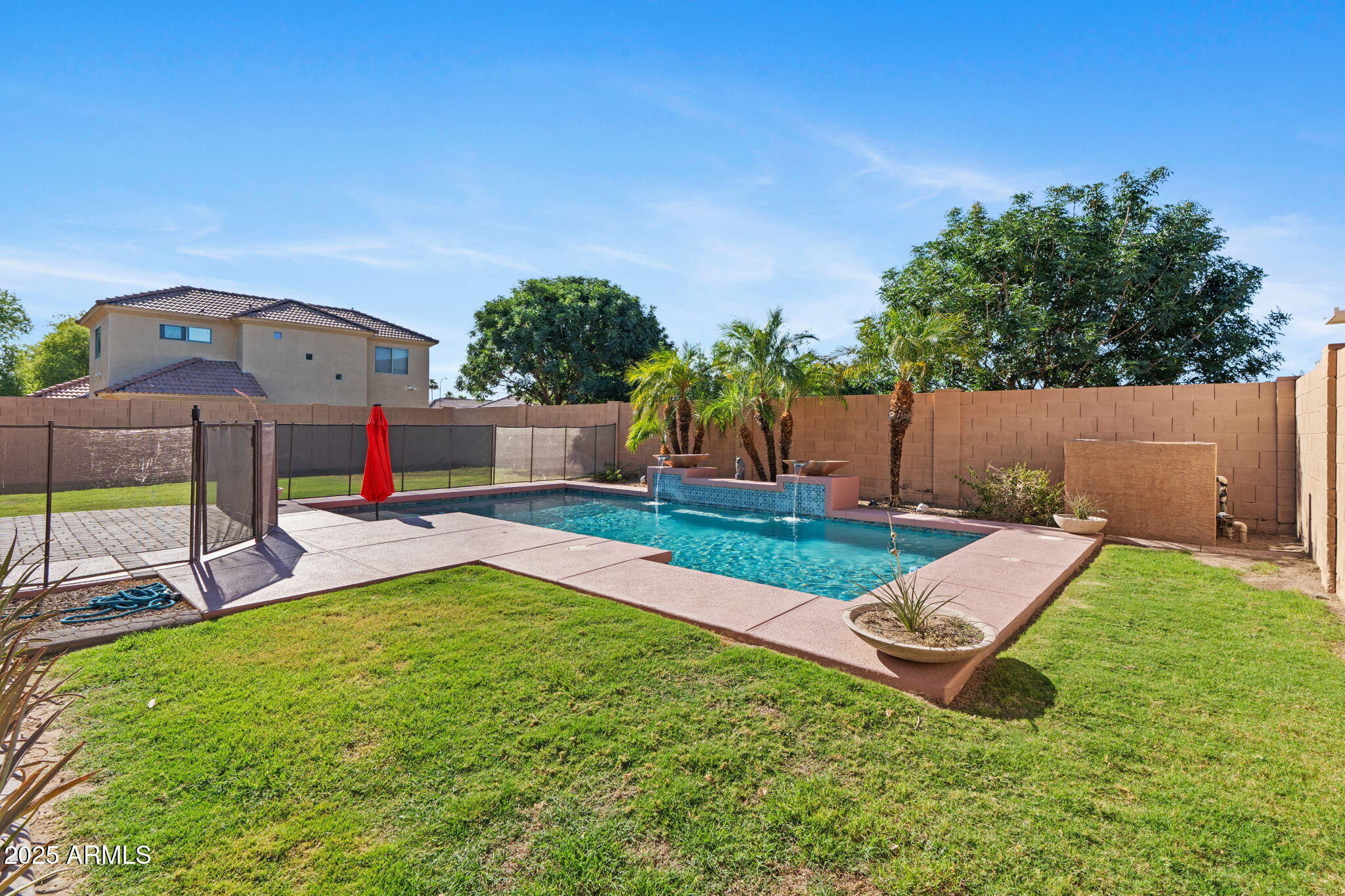 1506 E BRANHAM Lane