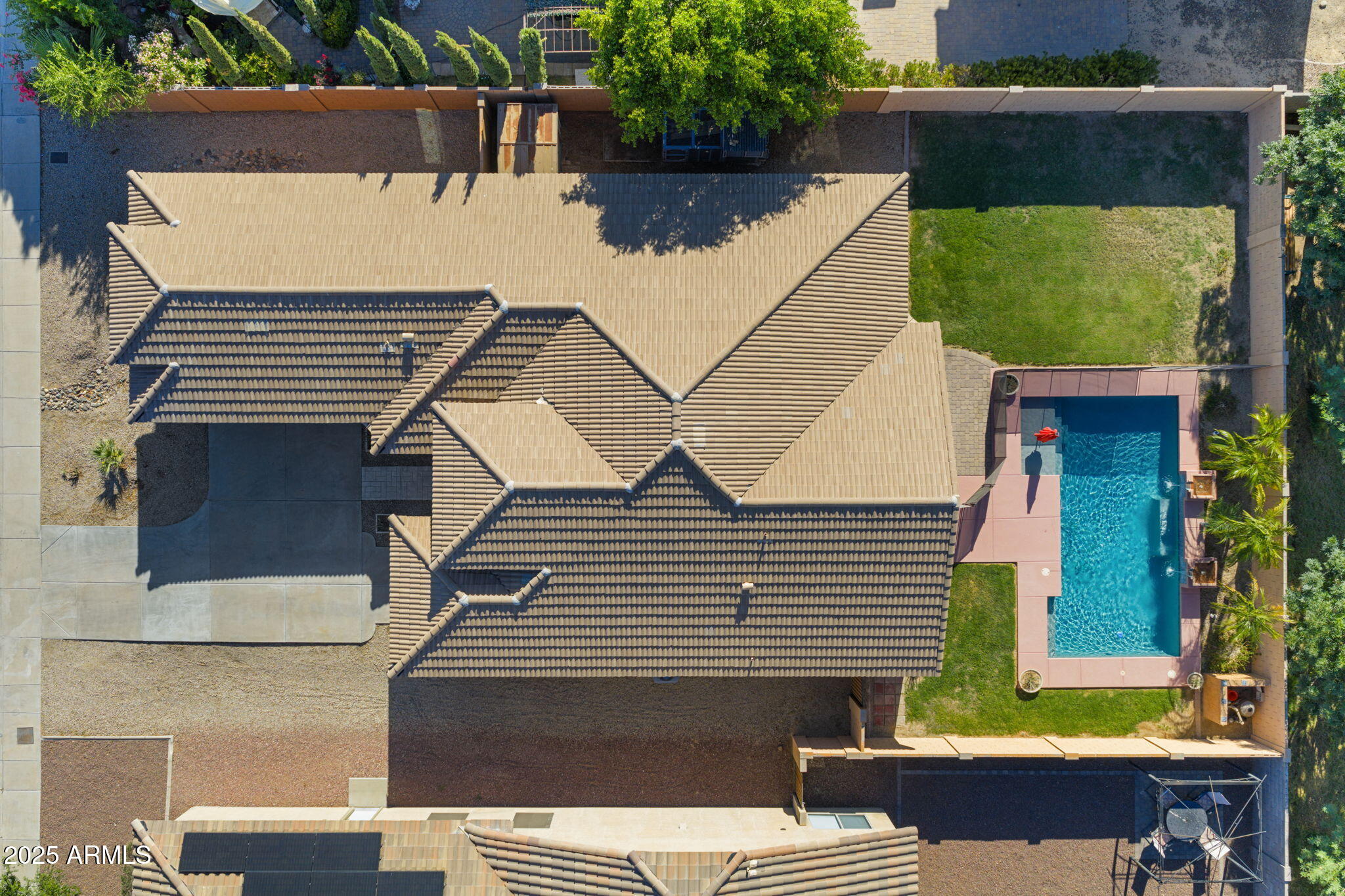 1506 E BRANHAM Lane