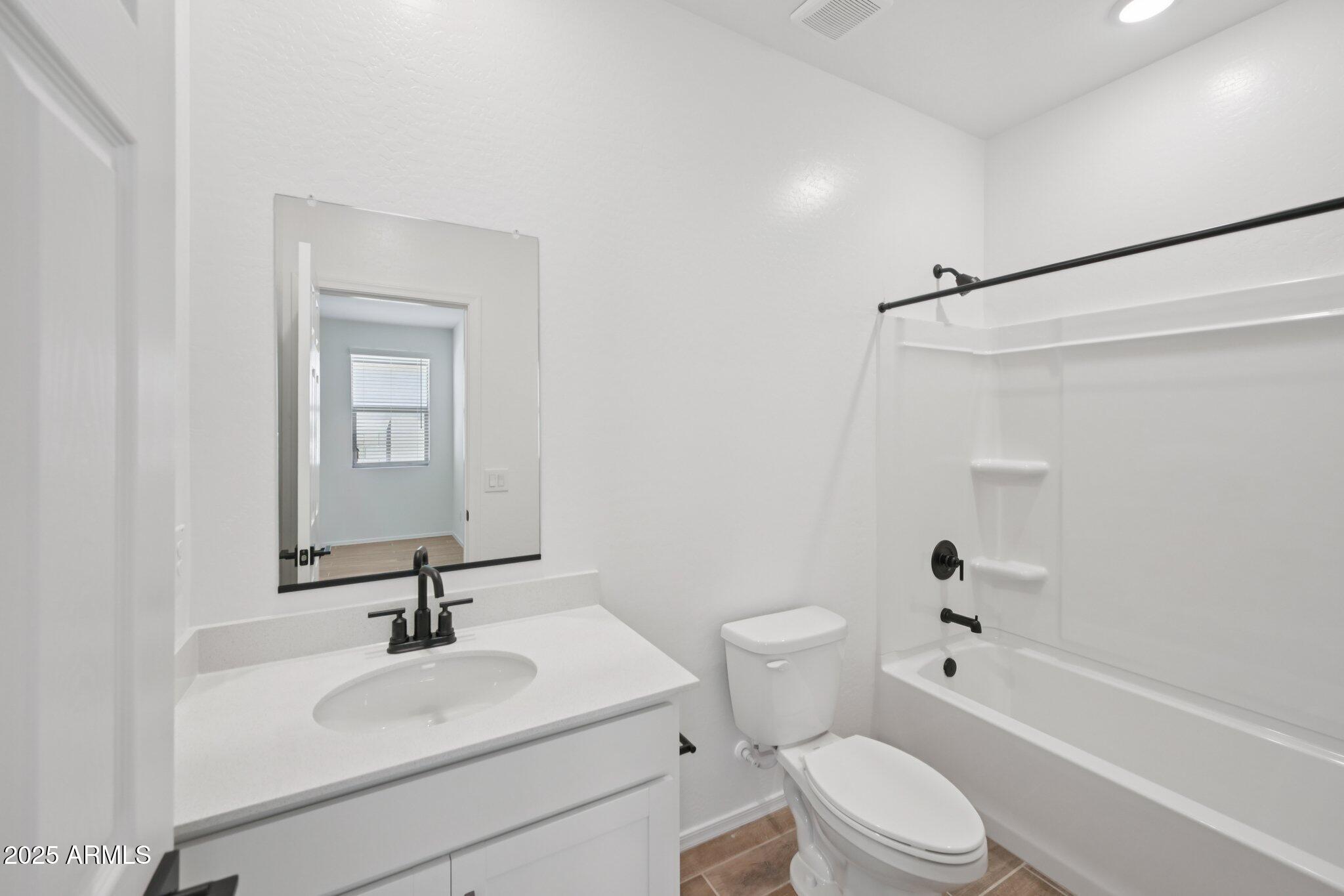 24105 W BOWKER Street