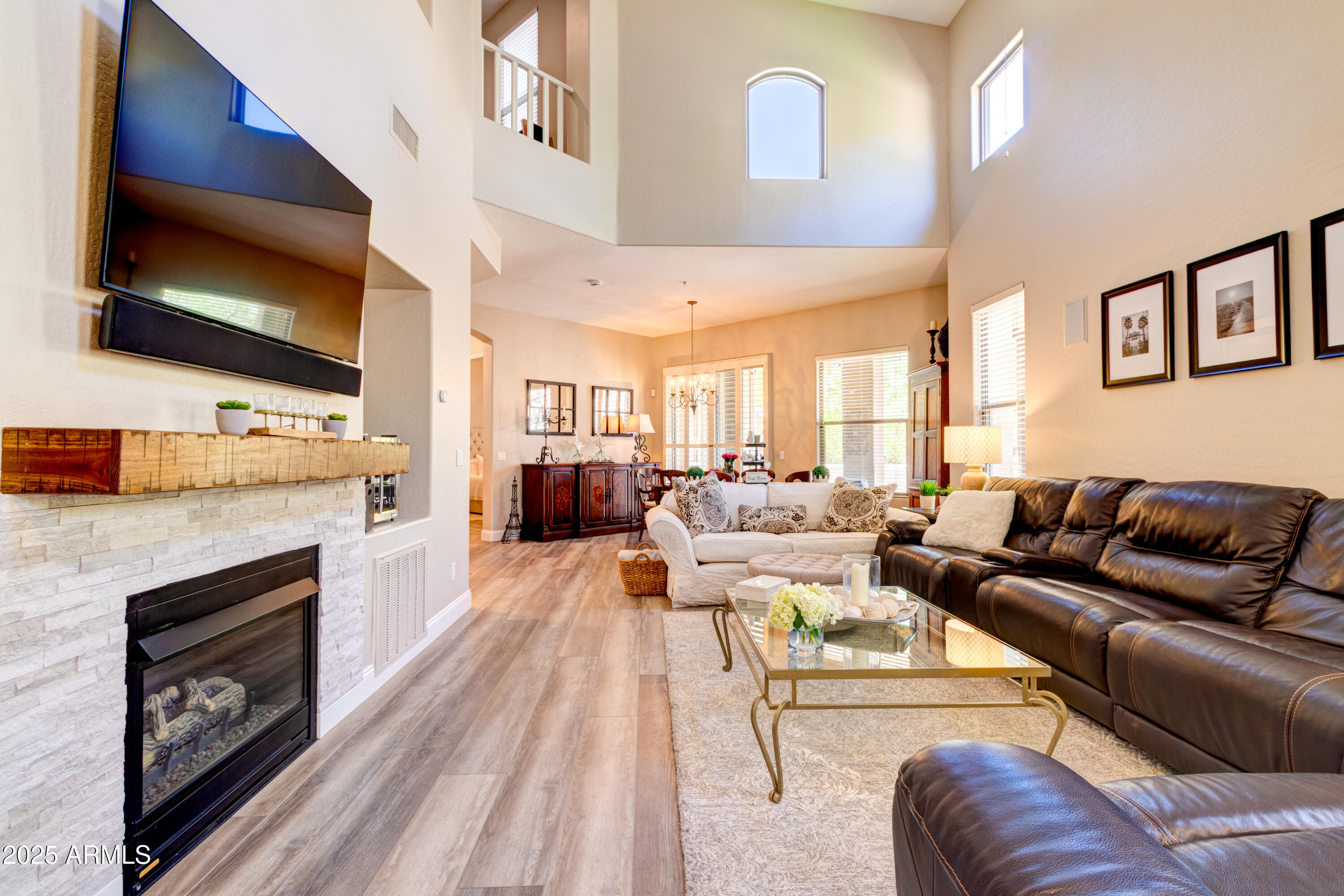 20802 N GRAYHAWK Drive, 1045