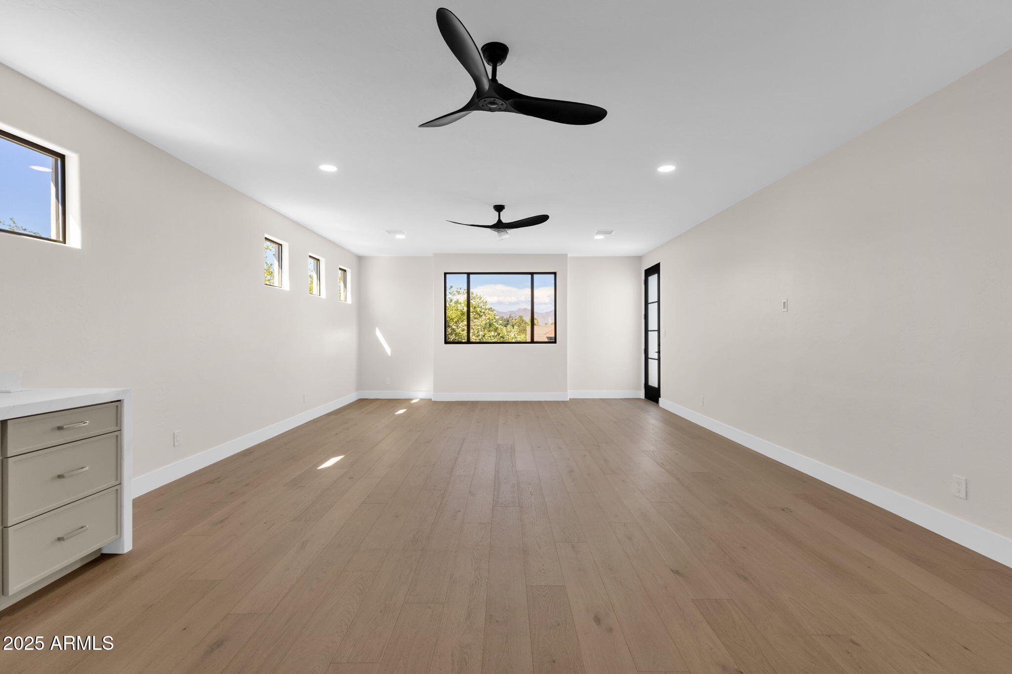 9985 N 79TH Place