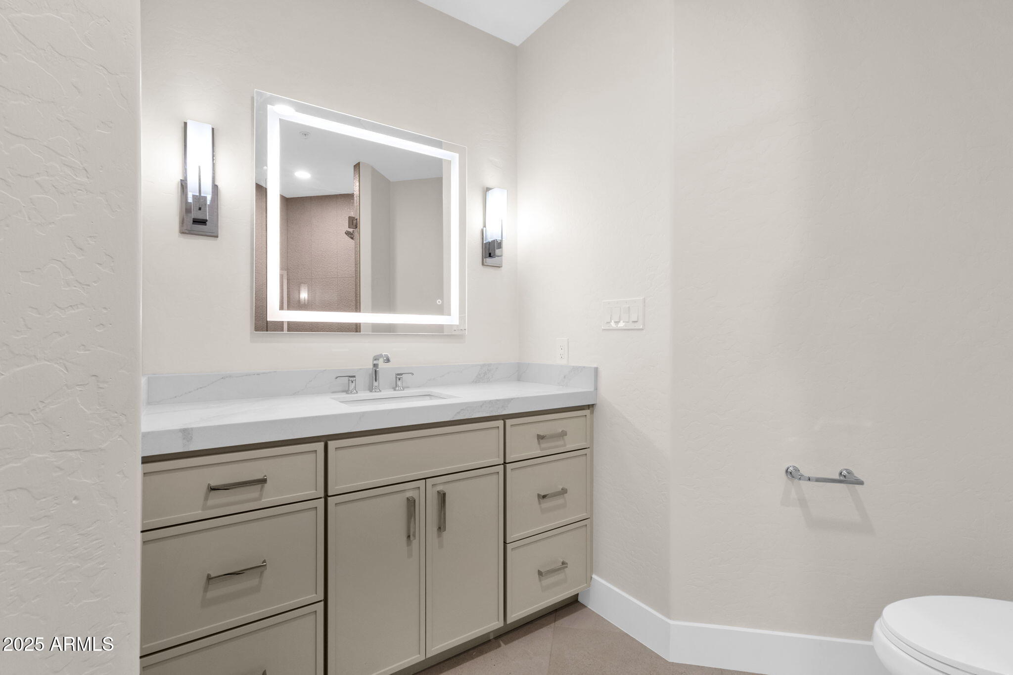 9985 N 79TH Place