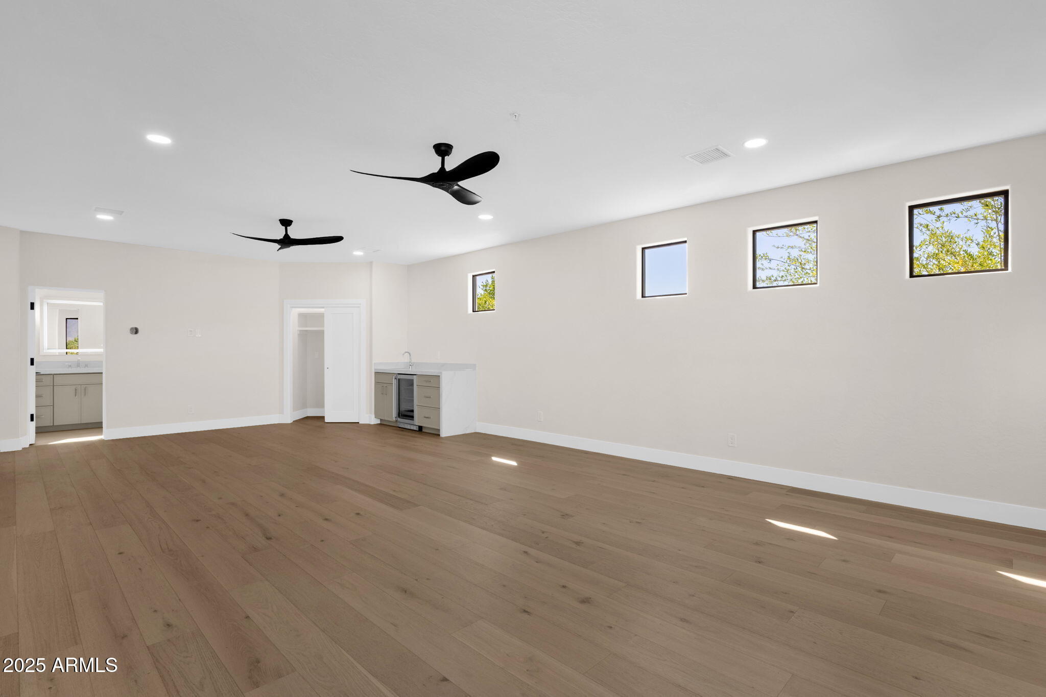 9985 N 79TH Place