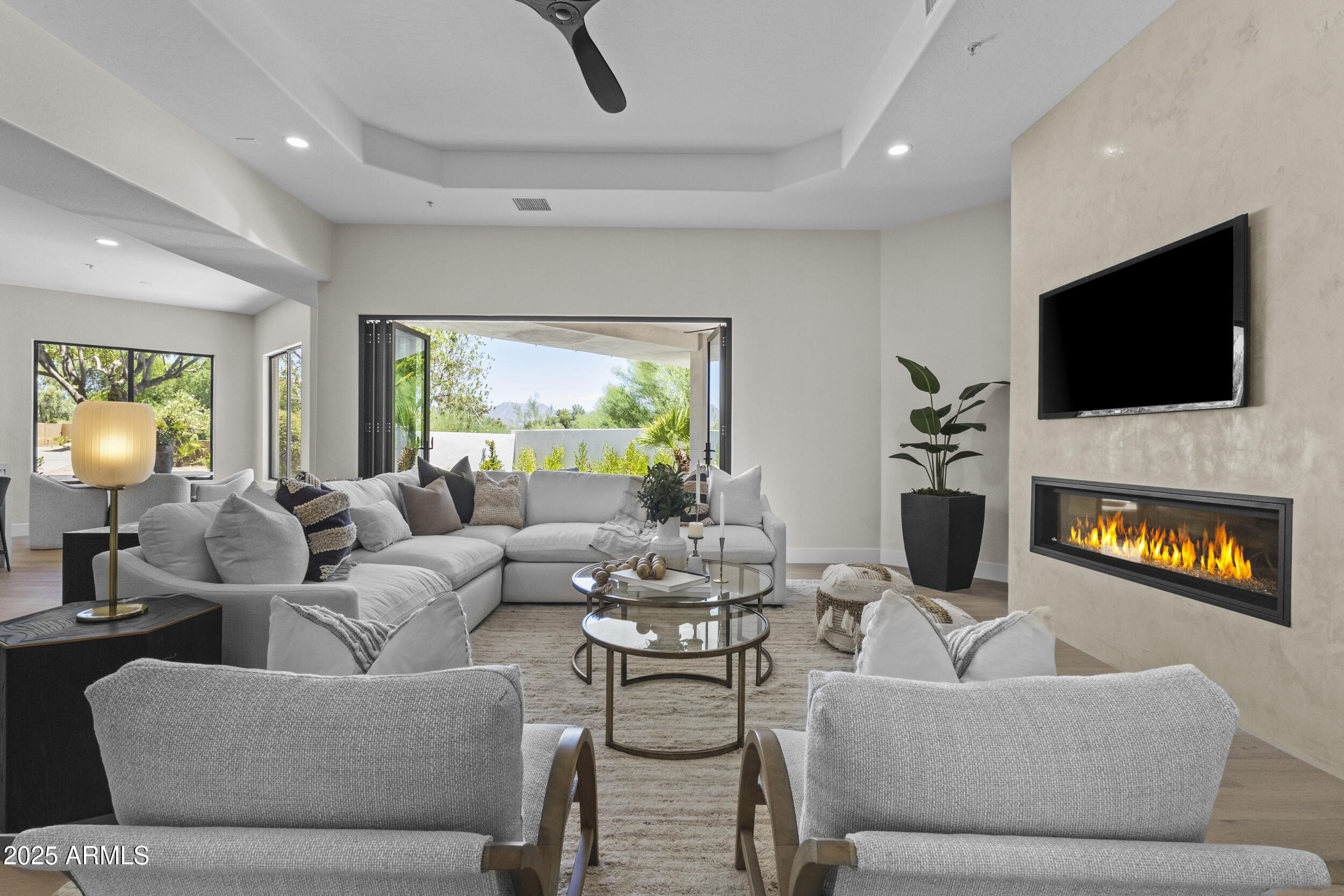 9985 N 79TH Place