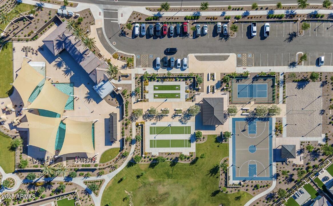 2857 W SANTA FE Drive