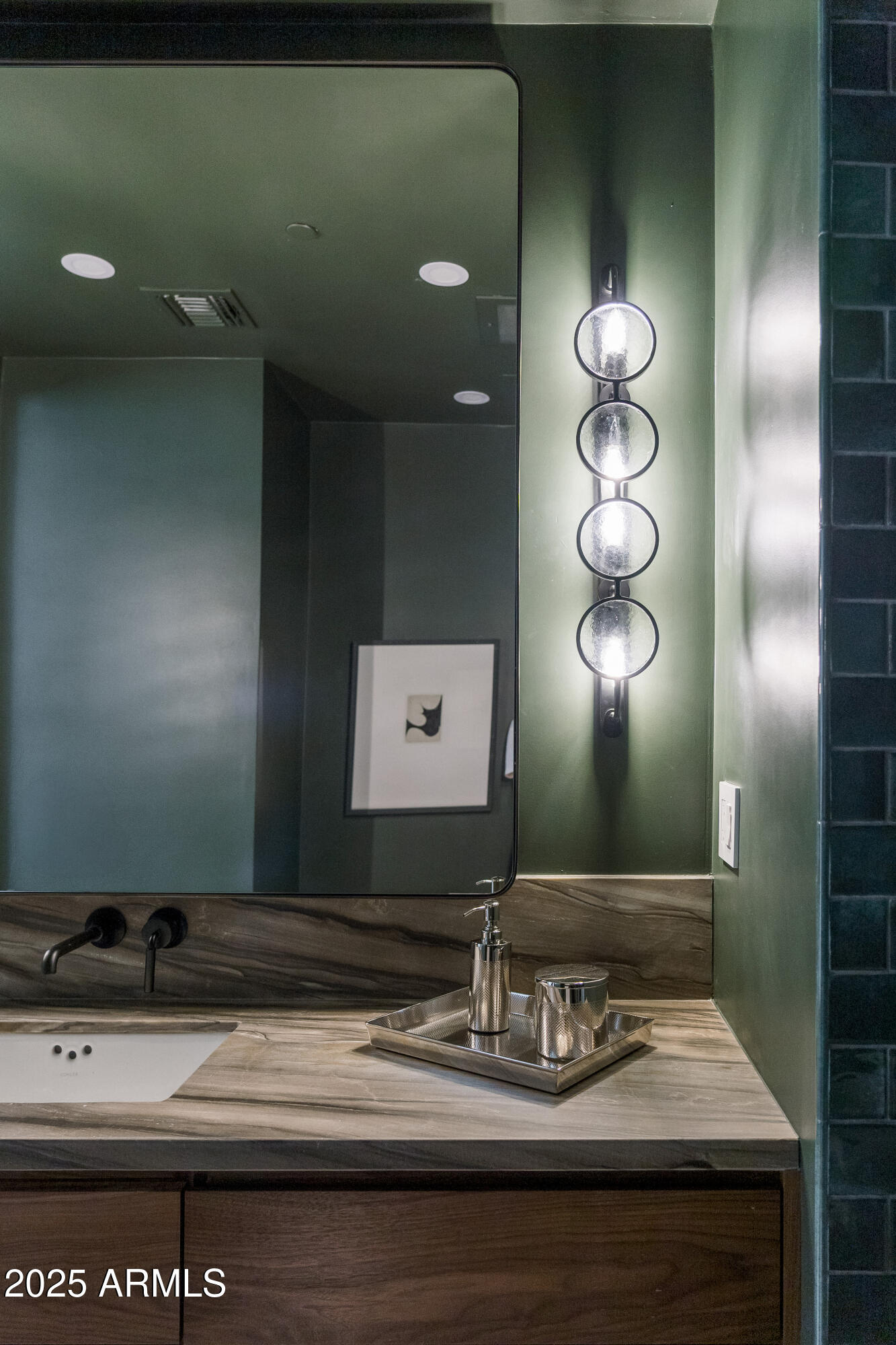 4747 N SCOTTSDALE Road Unit: C1009