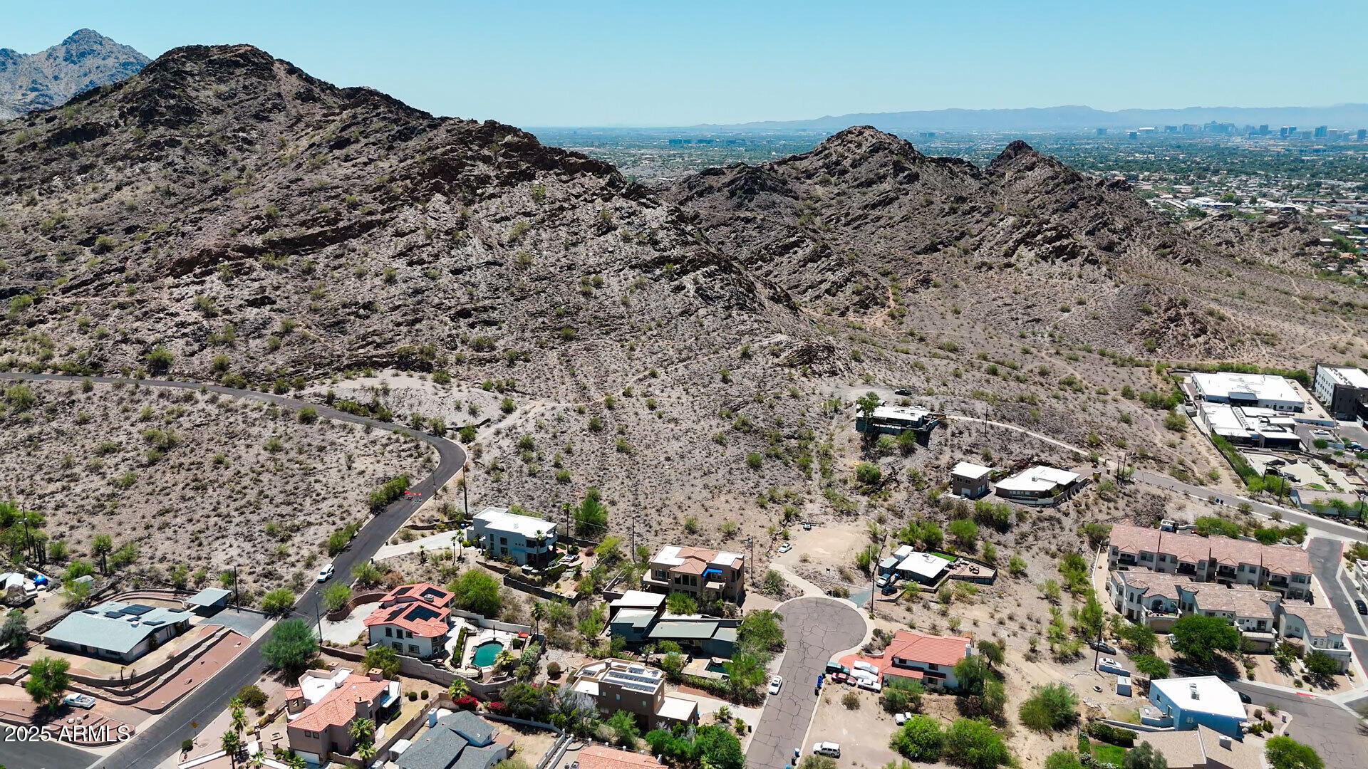 1540 E DUNLAP Avenue 2177