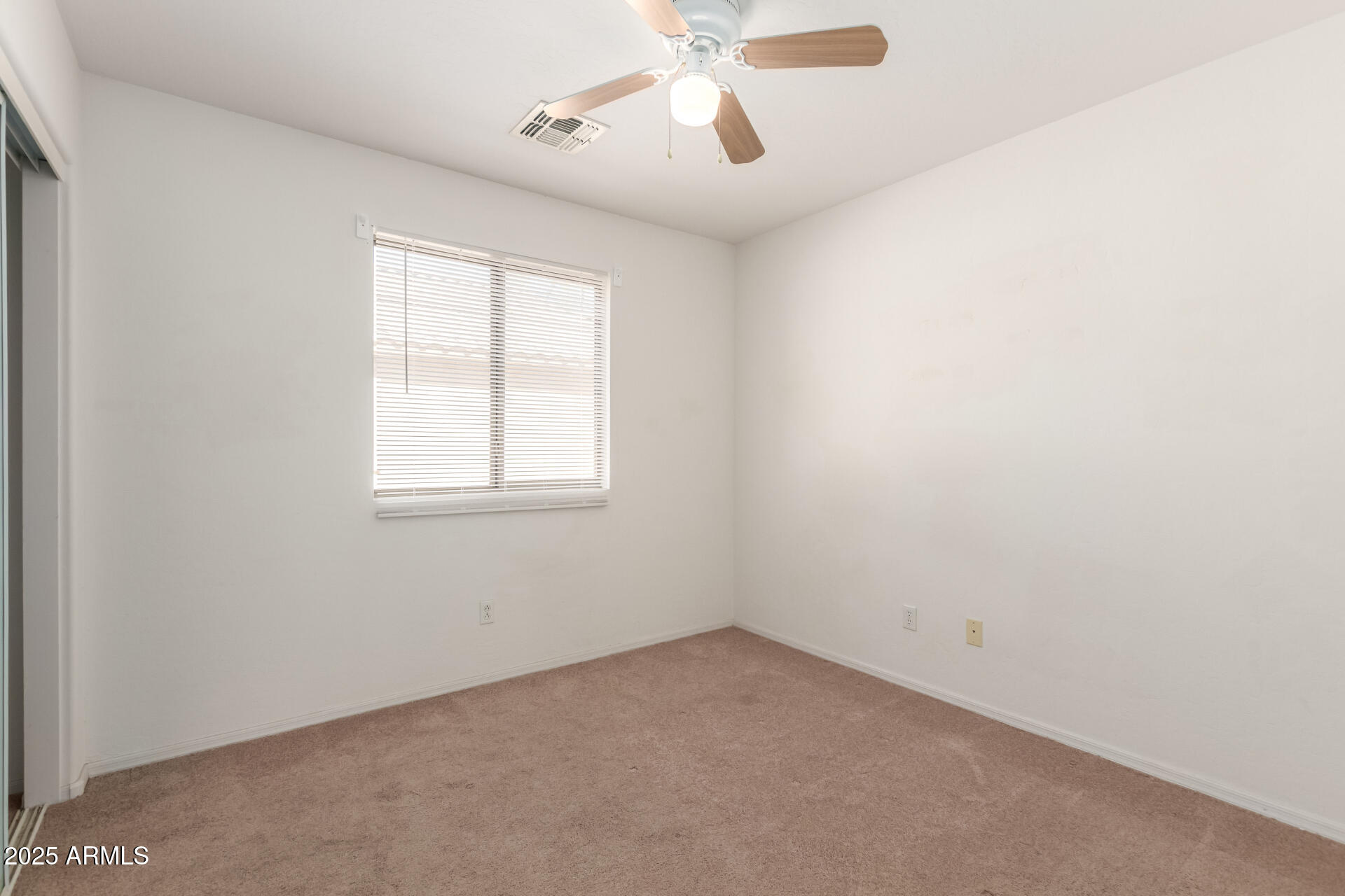 1516 E LA SALLE Street