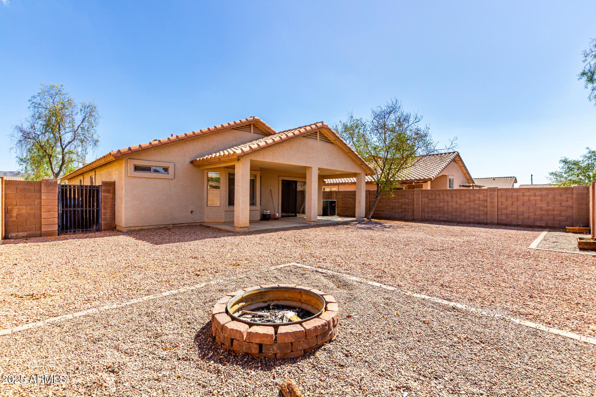 1516 E LA SALLE Street