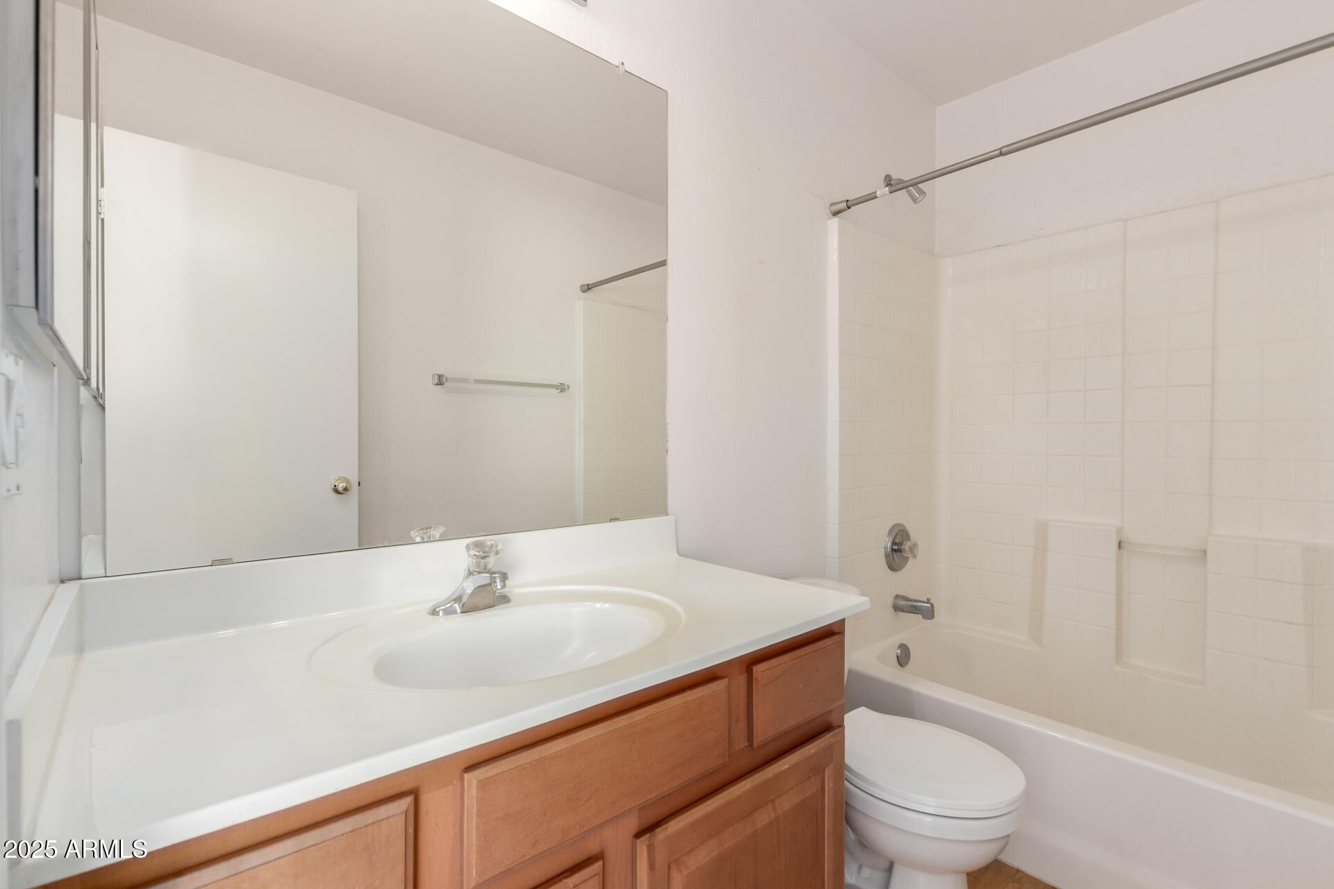 1516 E LA SALLE Street