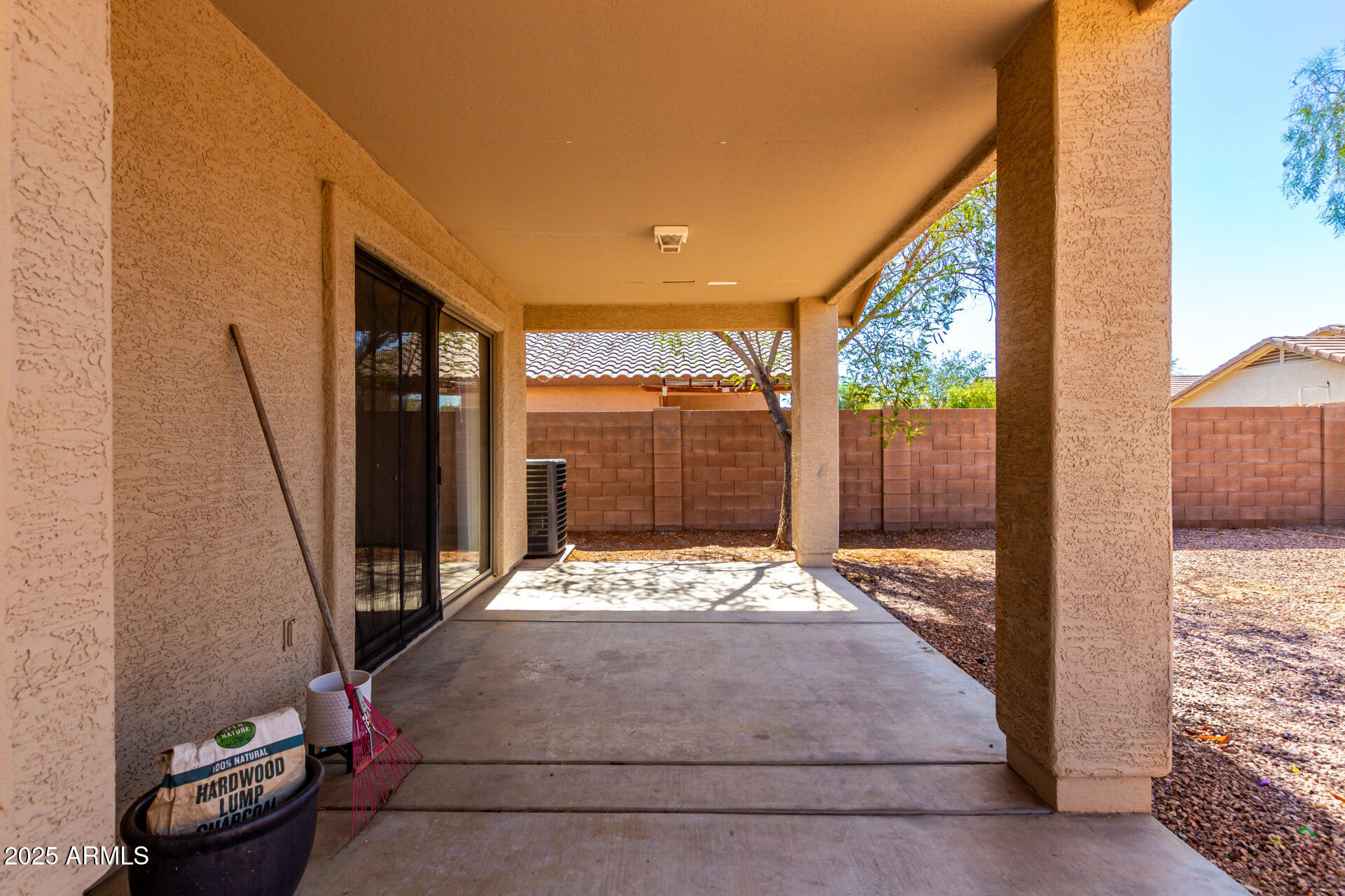 1516 E LA SALLE Street