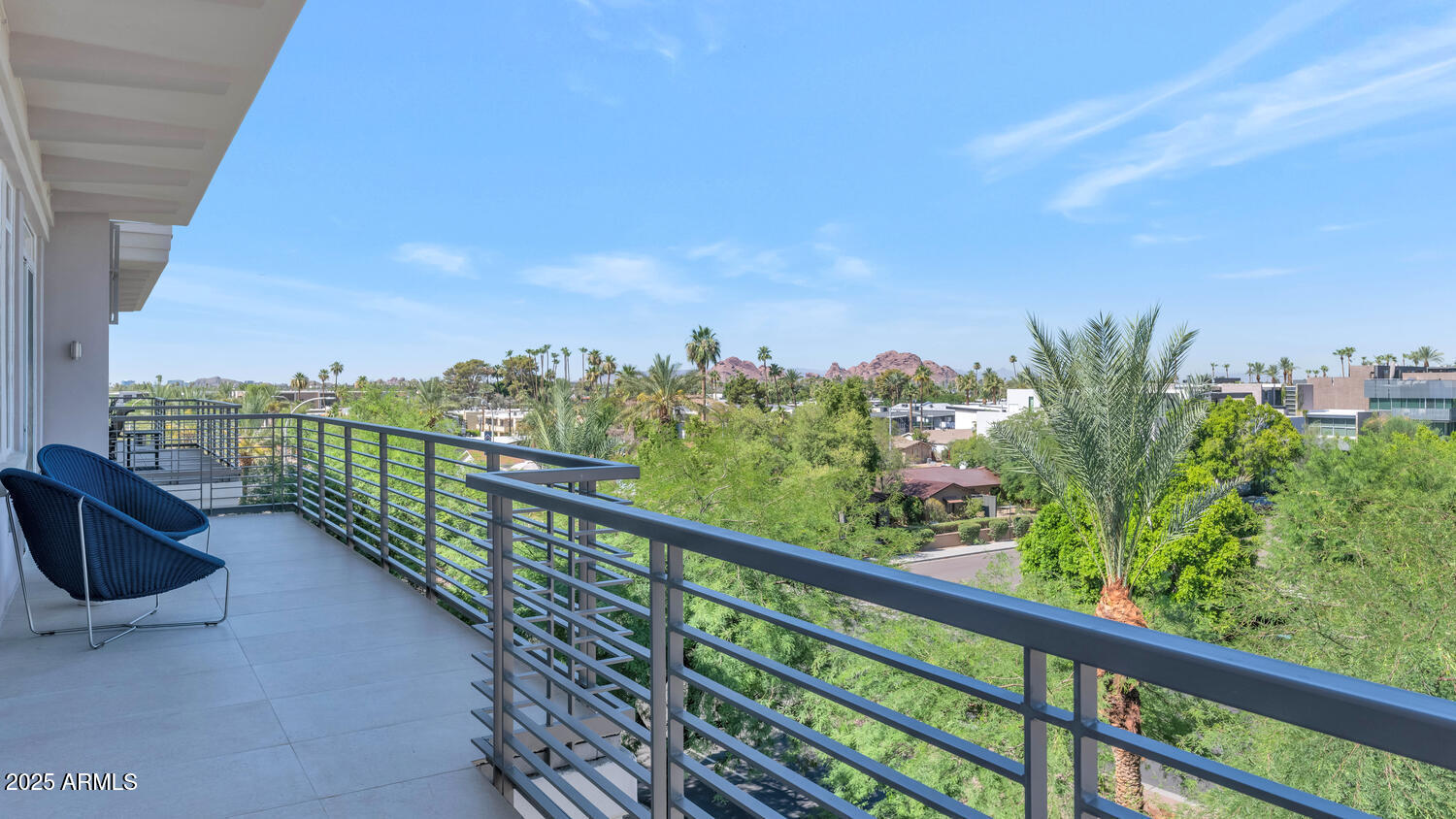 3801 N GOLDWATER Boulevard, 400