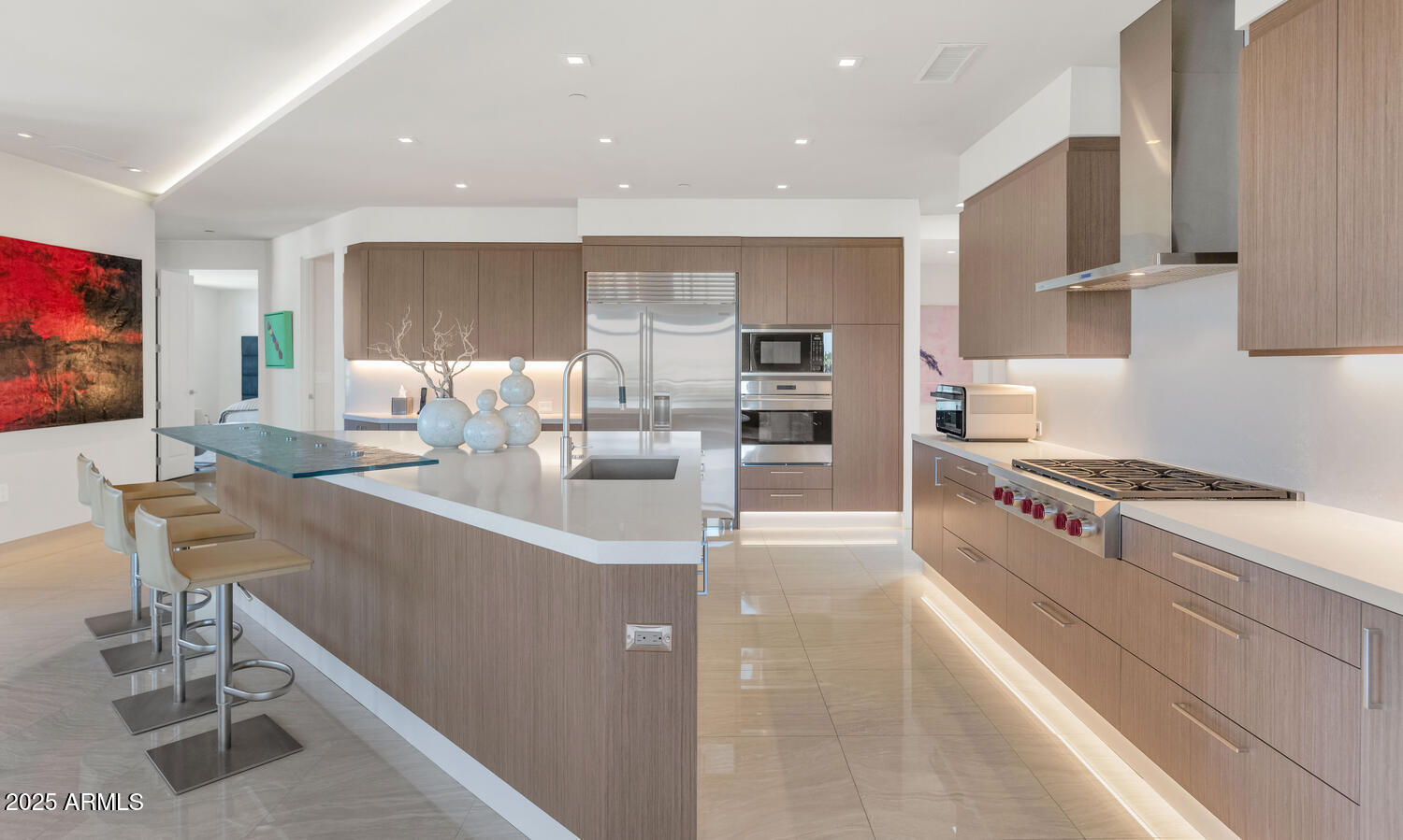 3801 N GOLDWATER Boulevard, 400