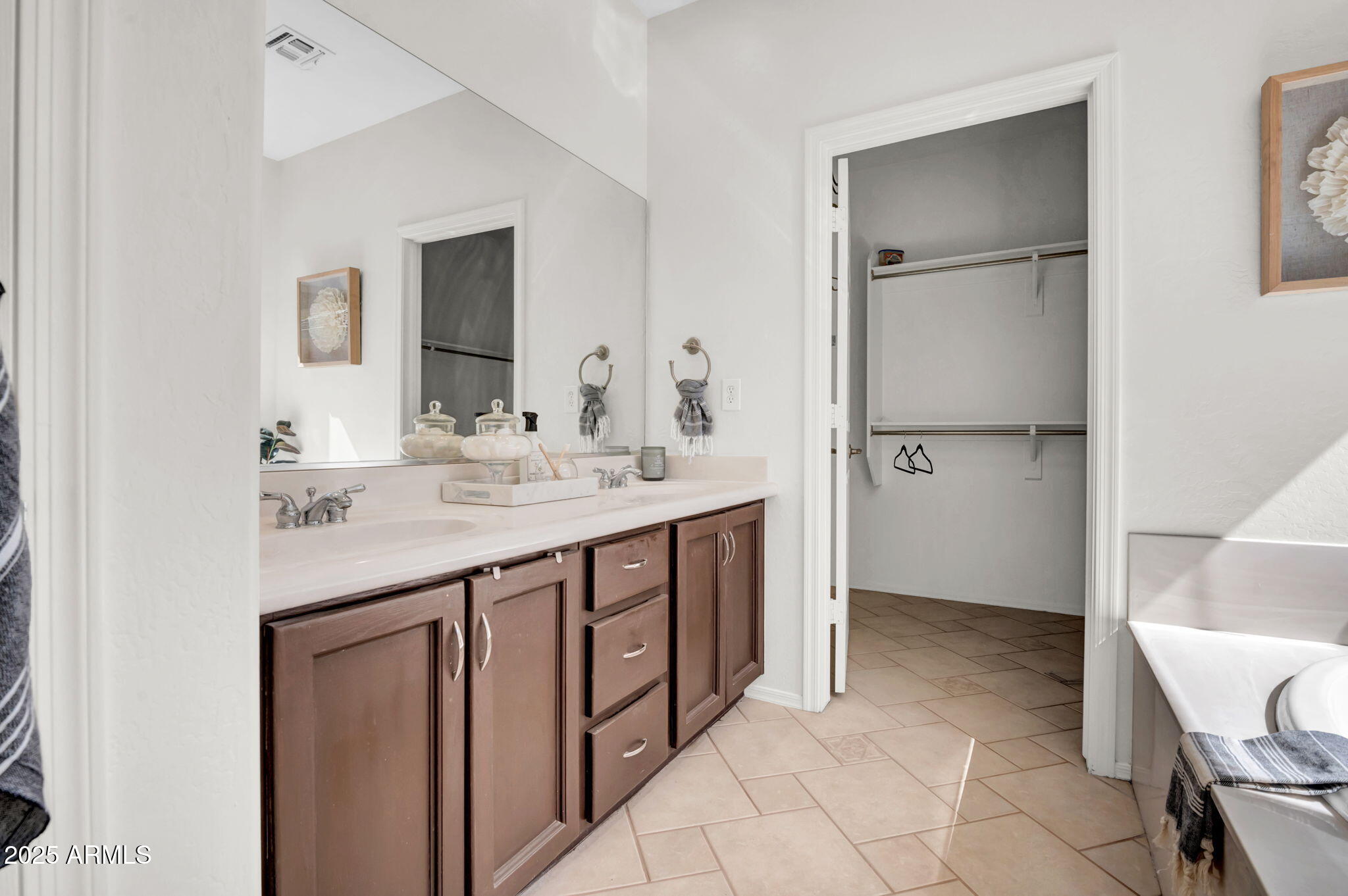 2939 W PLUM HOLLOW Drive