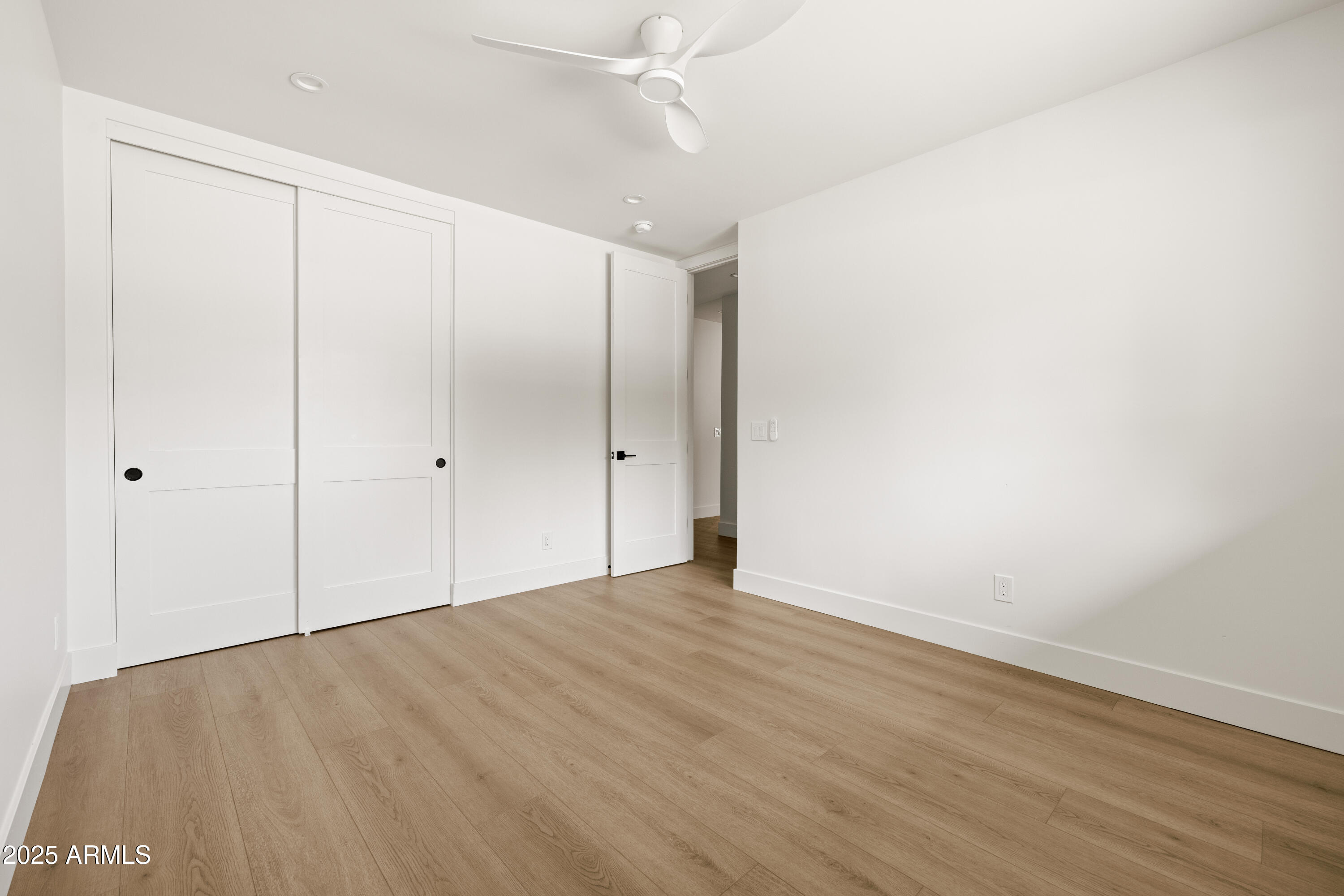 505 E ROSE Lane