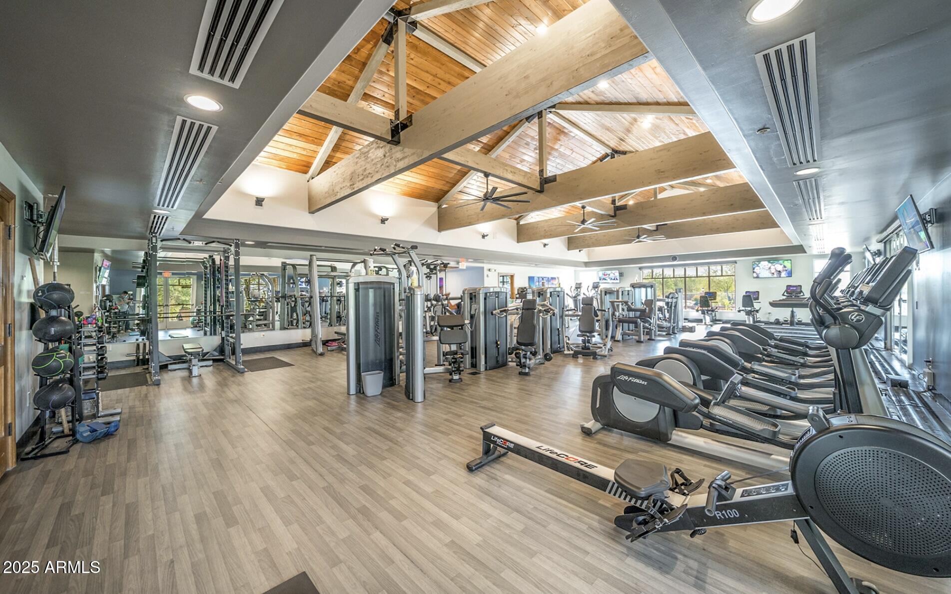 7258 E NORLAND Street