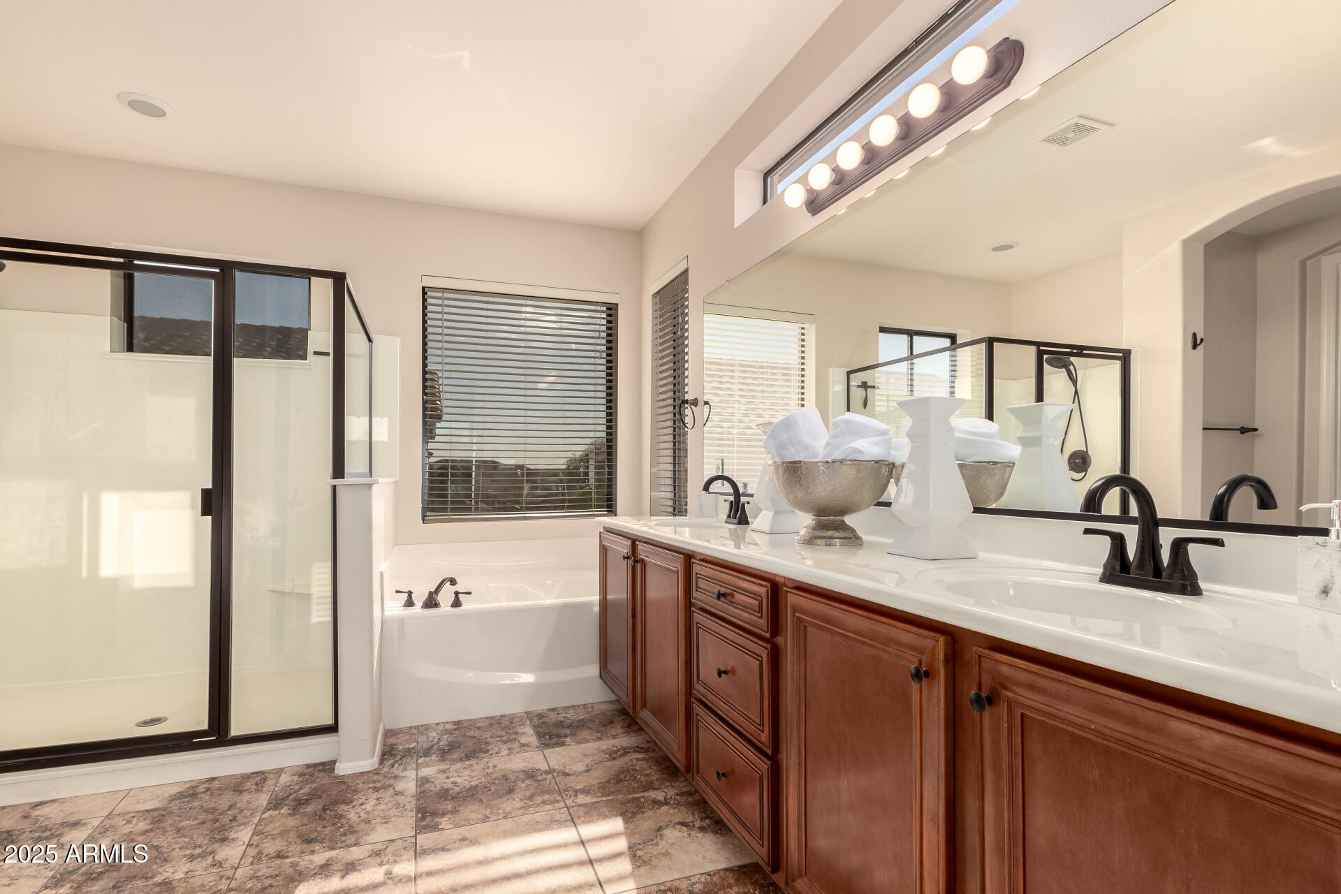 7258 E NORLAND Street