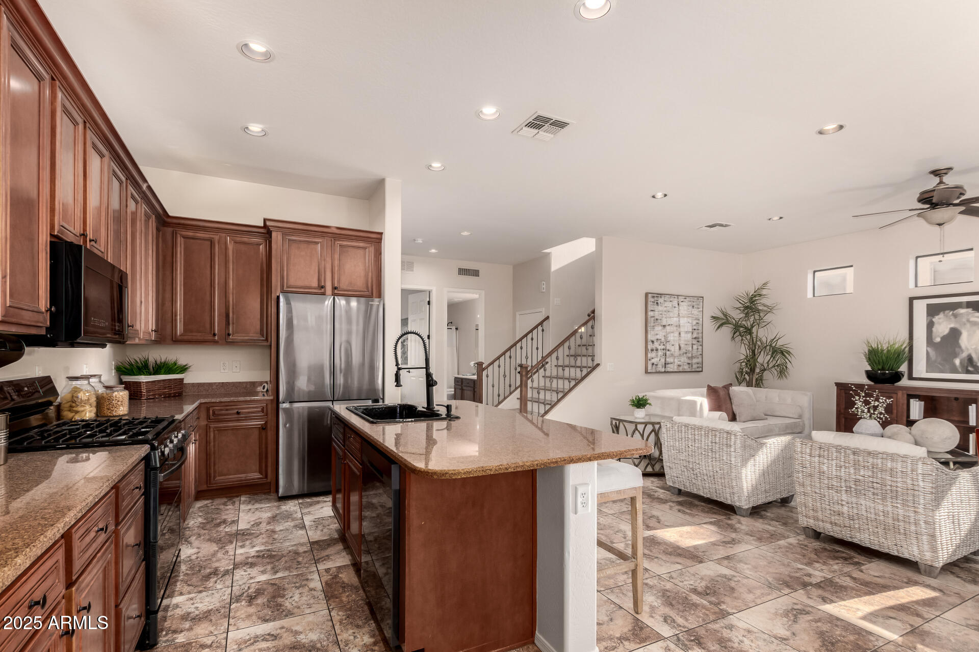 7258 E NORLAND Street