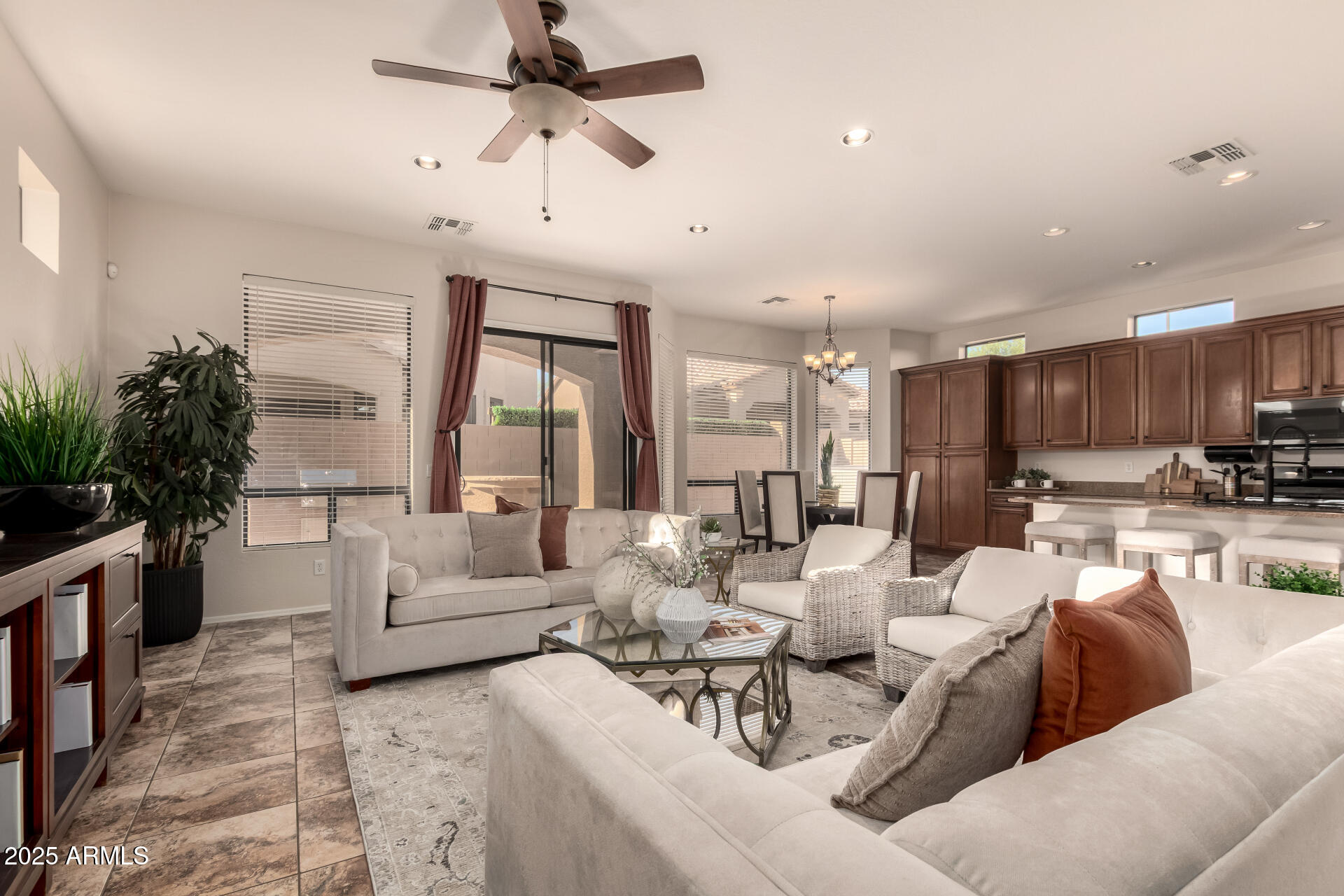 7258 E NORLAND Street