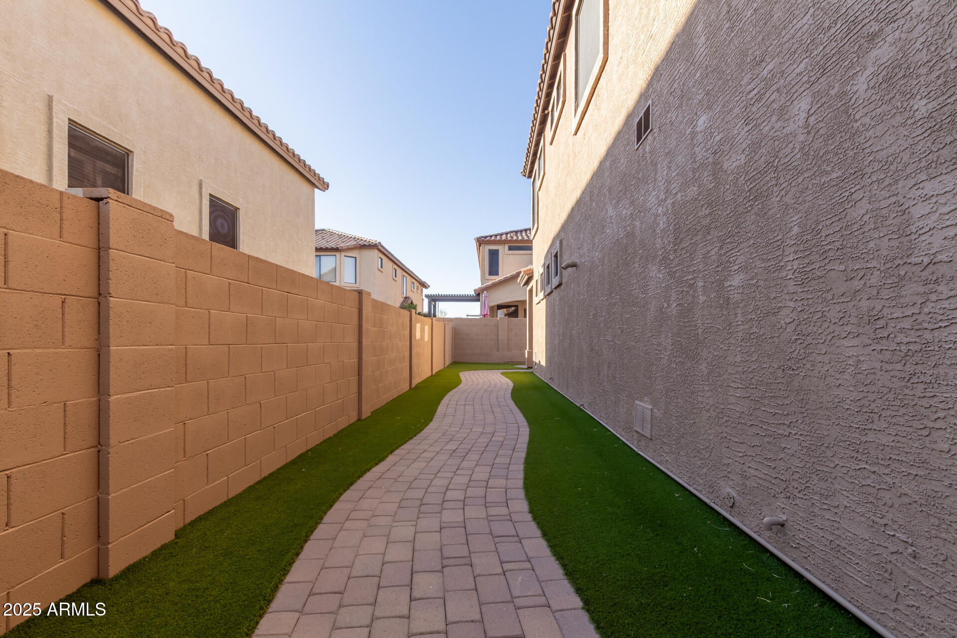 7258 E NORLAND Street