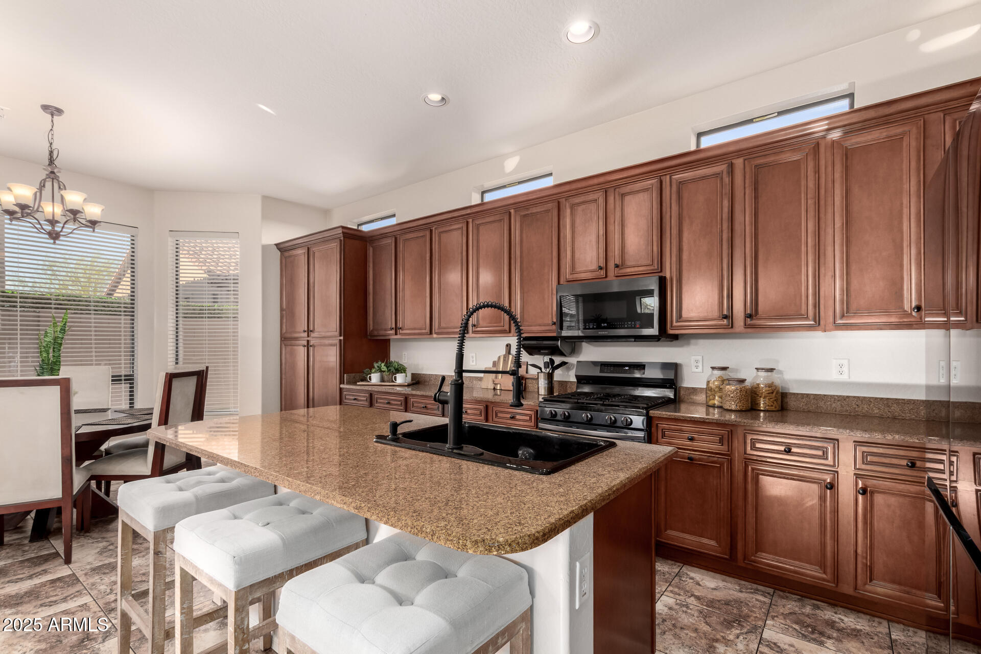 7258 E NORLAND Street