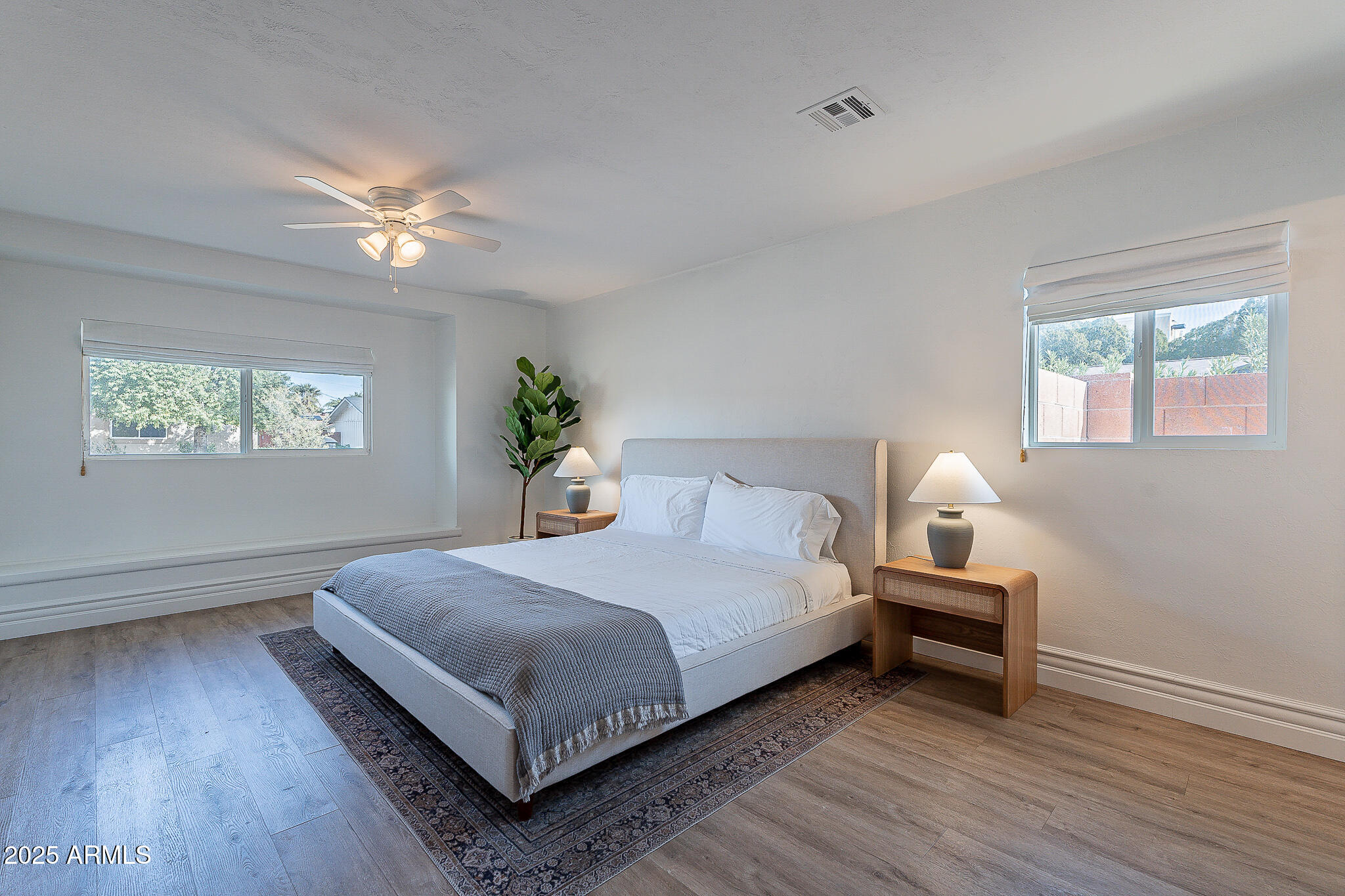 8337 E MONTEROSA Street
