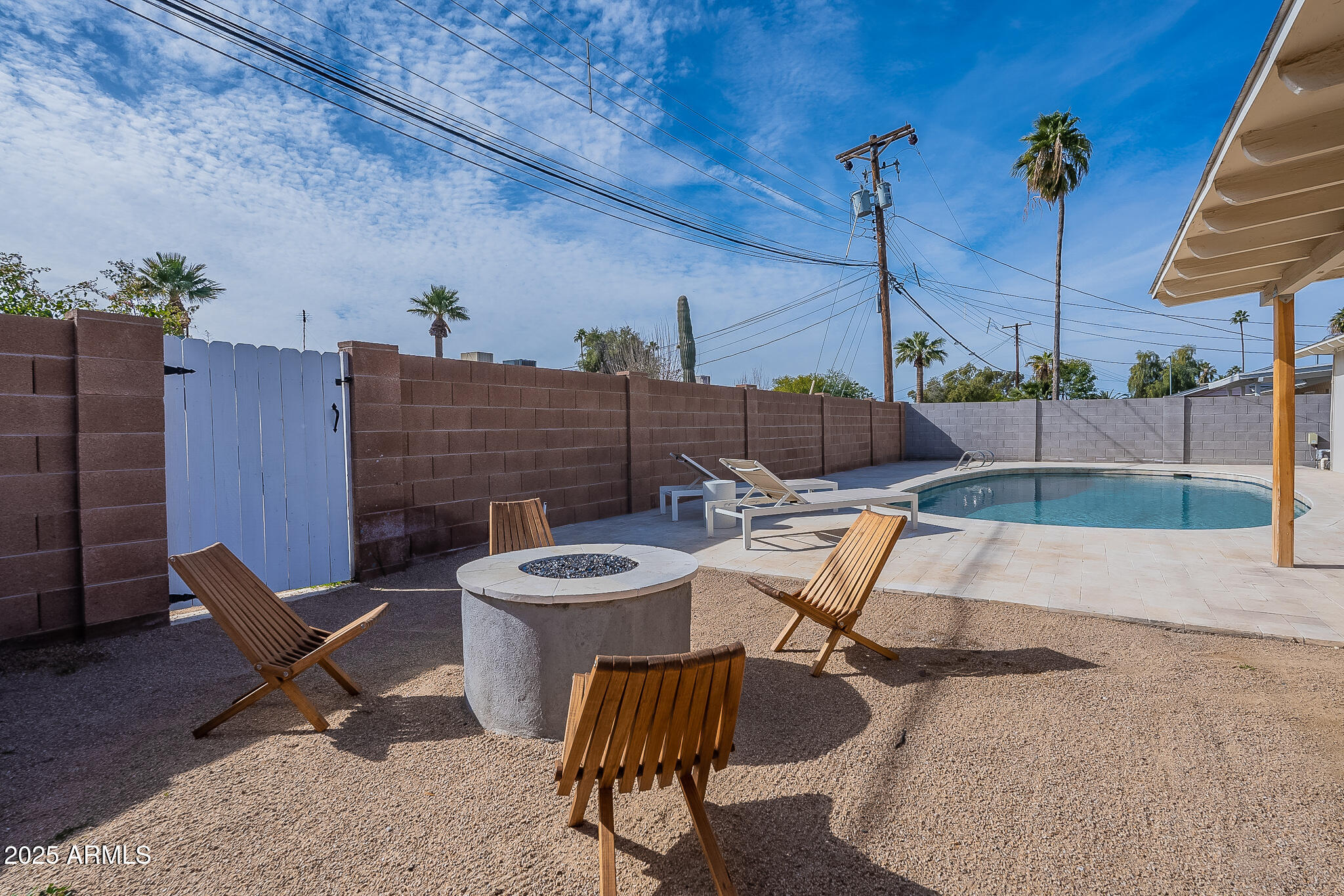 8337 E MONTEROSA Street