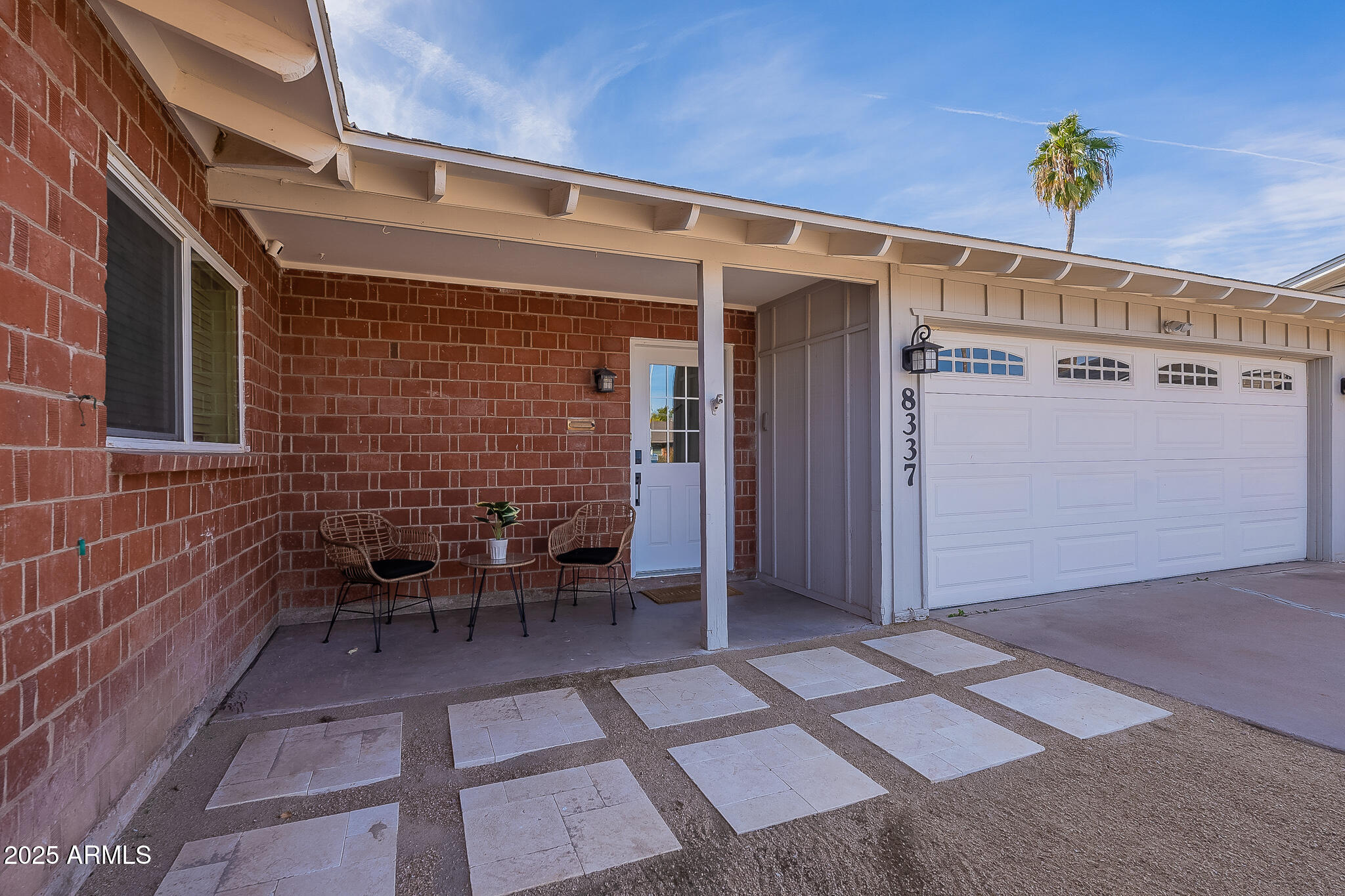 8337 E MONTEROSA Street