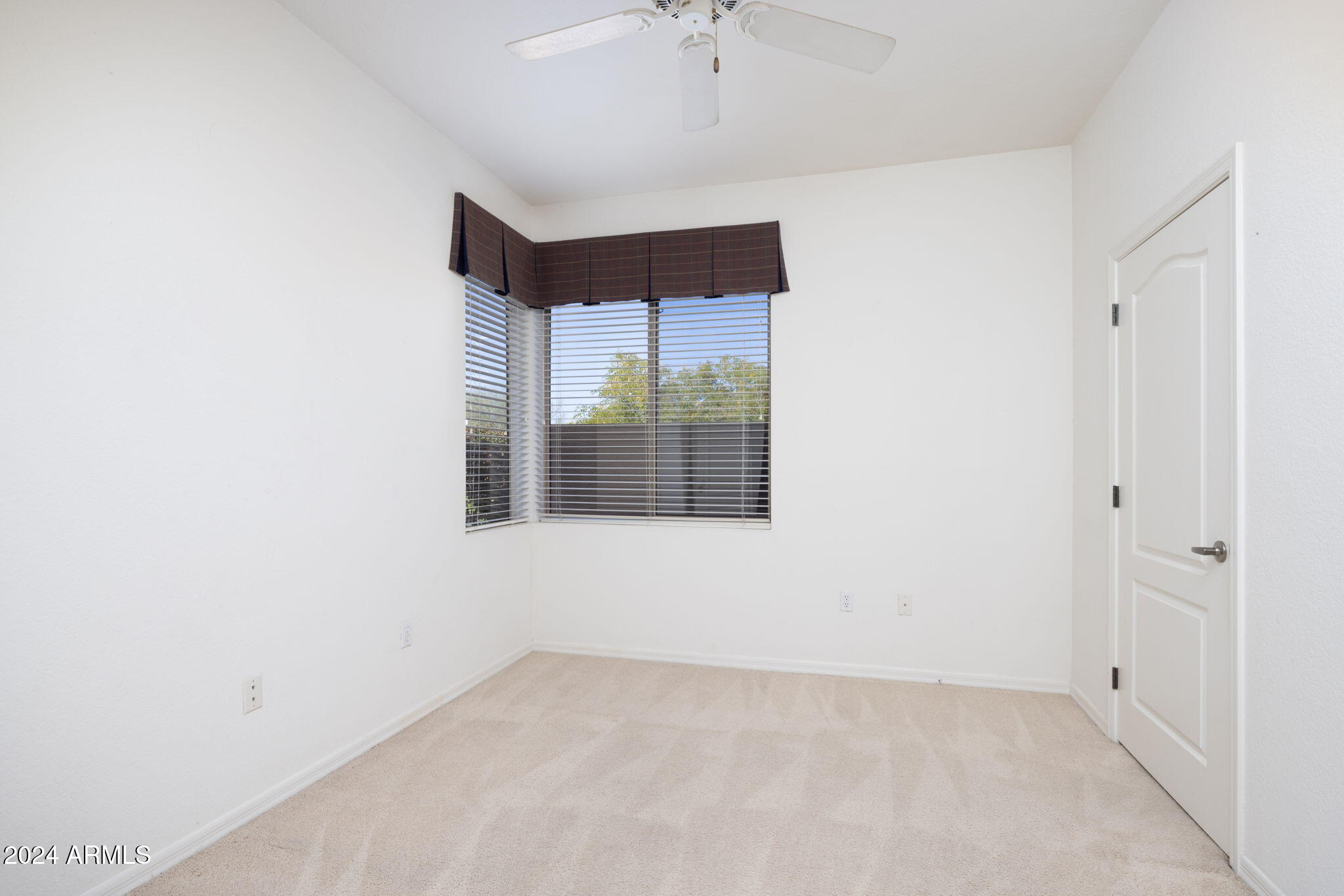 7887 N 16TH Street, 116